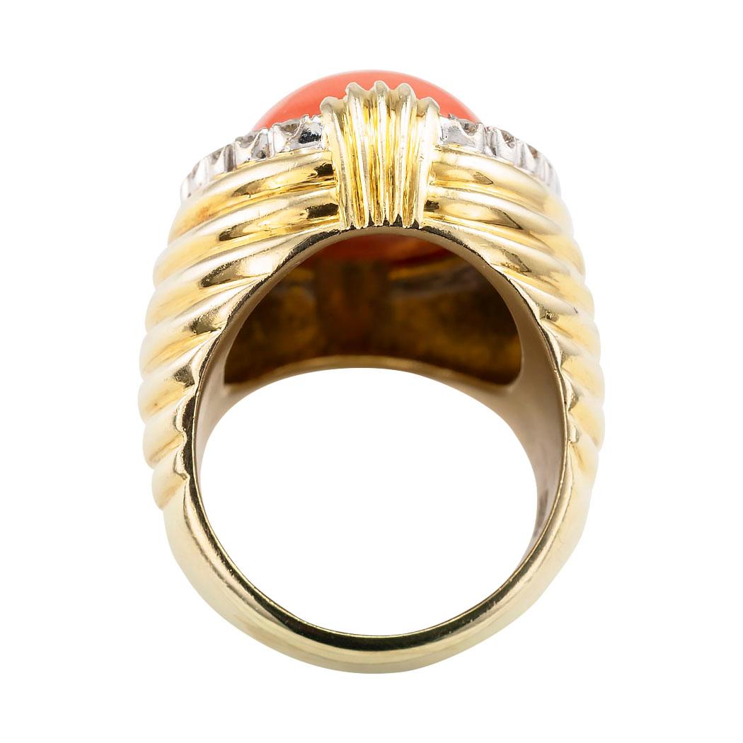 Estate Coral Diamond Yellow Gold Cocktail Ring Size 8 In Good Condition In Los Angeles, CA