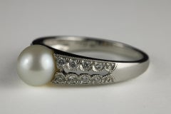 Estate Cultured White Pearl and Diamond Ring