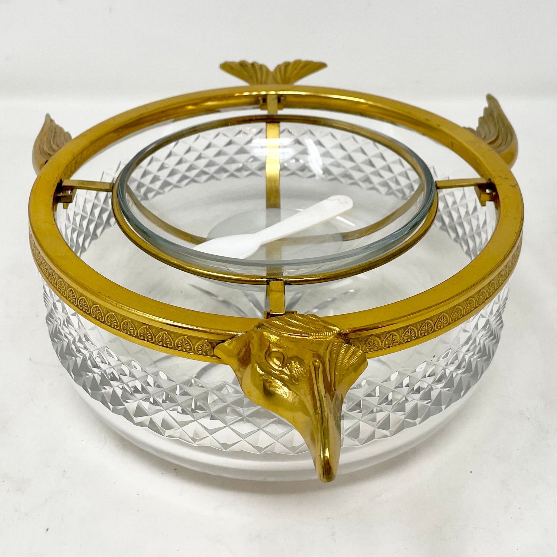 Estate Cut Crystal and Gilt Bronze Sturgeon Design Caviar Server, Circa 1970. en venta 5