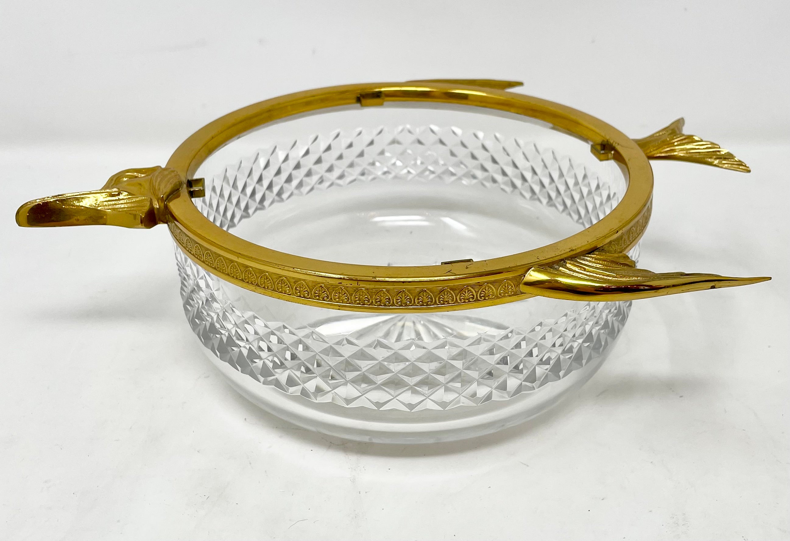 Estate Cut Crystal and Gilt Bronze Sturgeon Design Caviar Server, Circa 1970. en venta 7