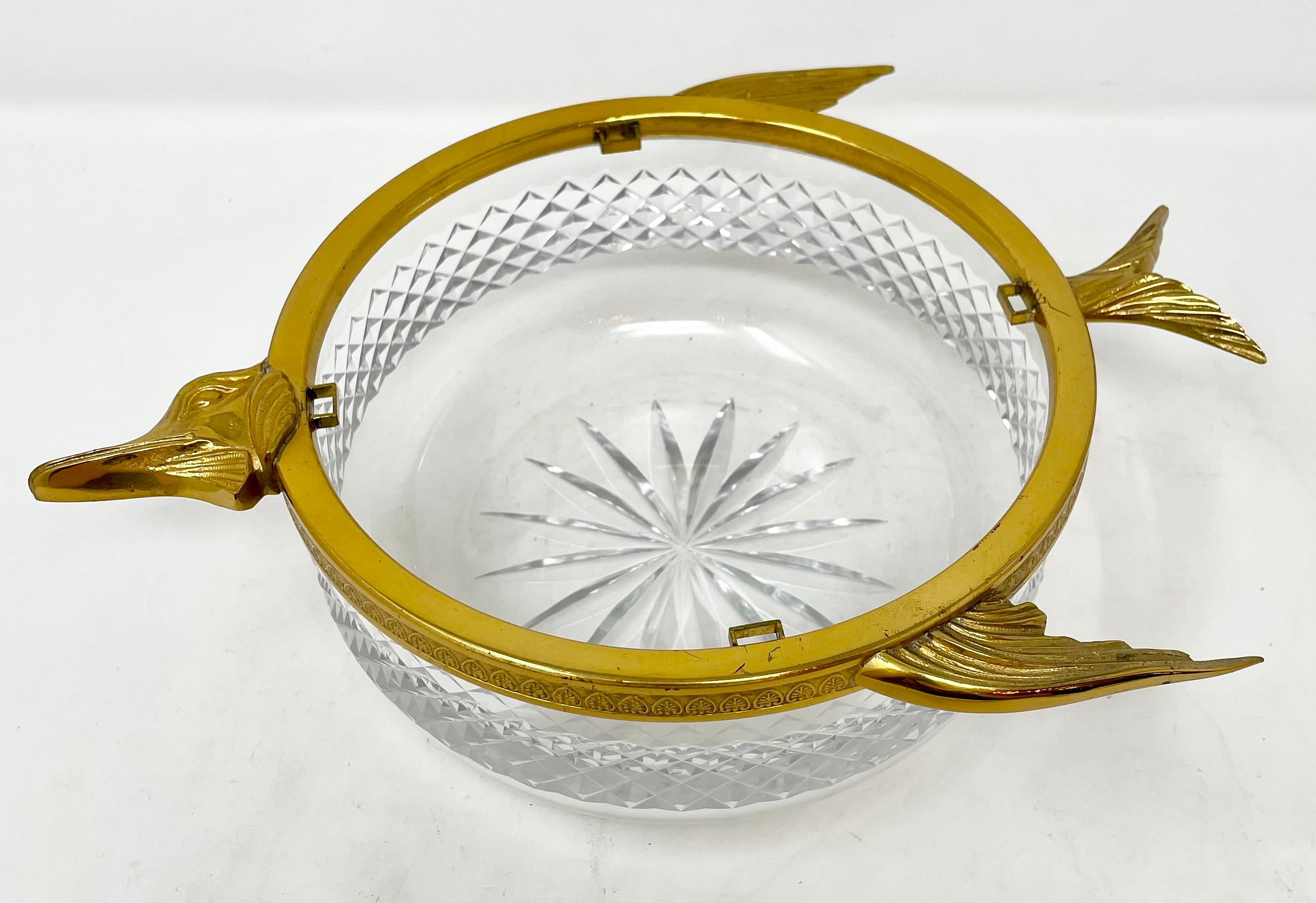Estate Cut Crystal and Gilt Bronze Sturgeon Design Caviar Server, Circa 1970. en venta 8