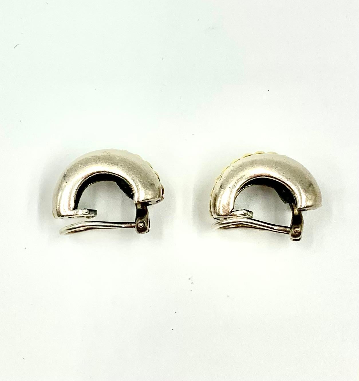 Contemporary Estate David Wysor 18K Yellow Gold Sterling Silver Huggie Hoop Earrings For Sale