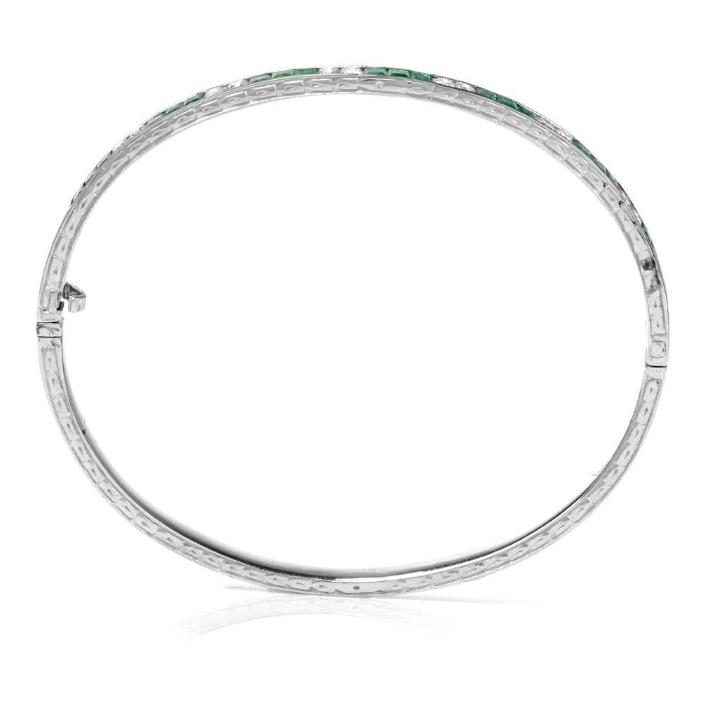 Estate Deco Emerald Diamond 18 Karat Gold Bangle Bracelet 1