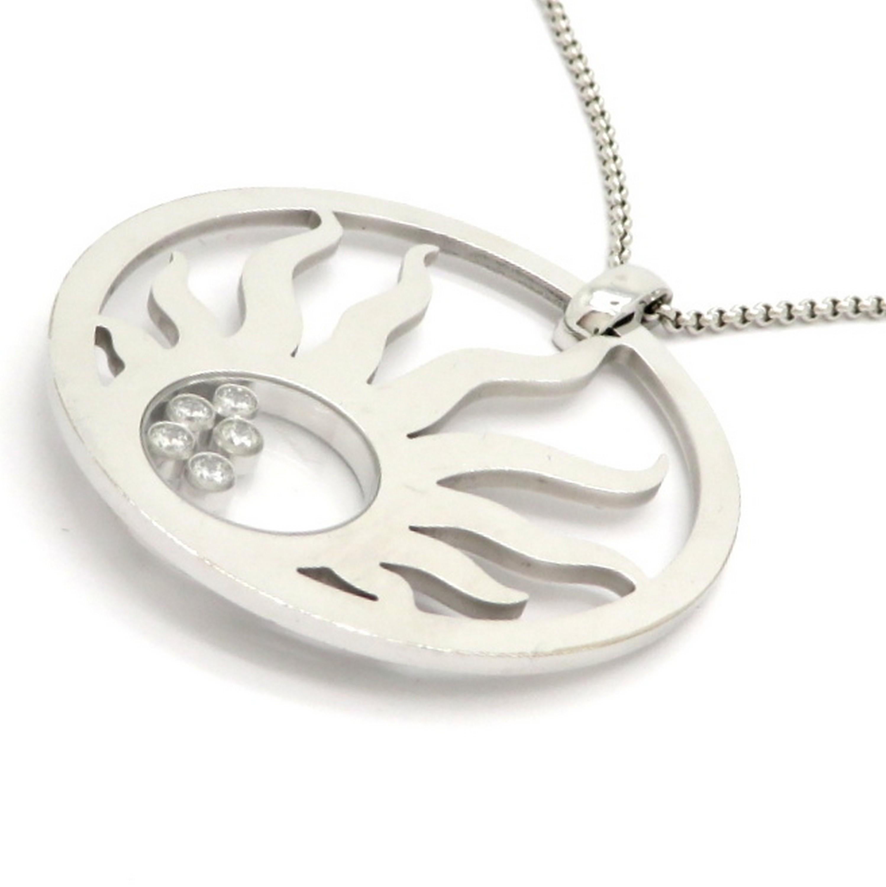 Estate Designer Chopard Happy Diamond Sun 18 Karat White Gold Necklace In Excellent Condition In Scottsdale, AZ