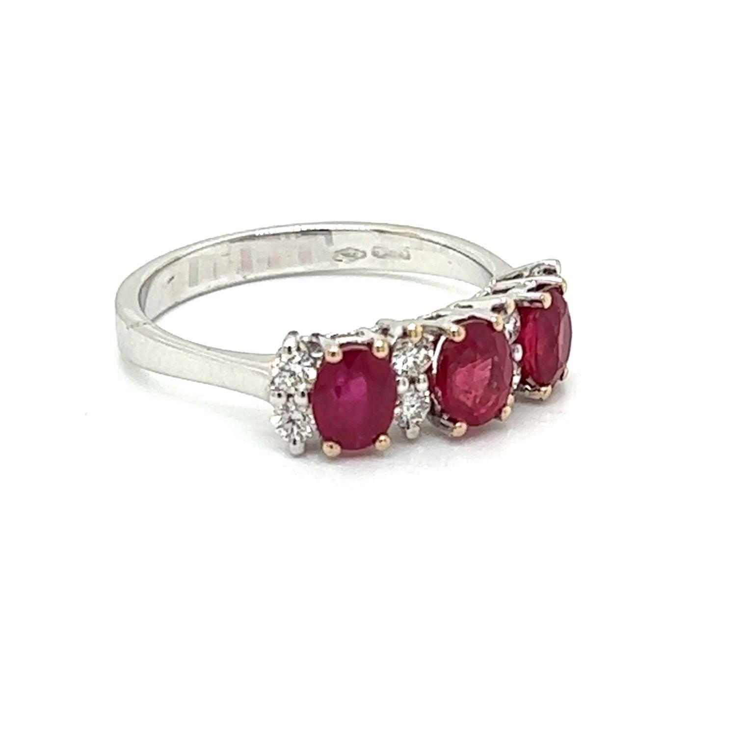 Savoia Of Italy Designer Ring, 8 Round Diamond 0.25 cttw  F-G VS1-VS2, 3 Oval Ruby 1.58ct, 18K White Gold 3.69g

Jewelry Type : Ring
Jewelry Style : Designer
Metal Type : 18K White Gold
Metal Weight : 3.69 grams
Ring Size : 7
Brand : Savoia Of