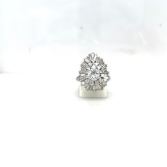 Estate Diamond 2.87cts.Cocktail Ring Set in White Gold