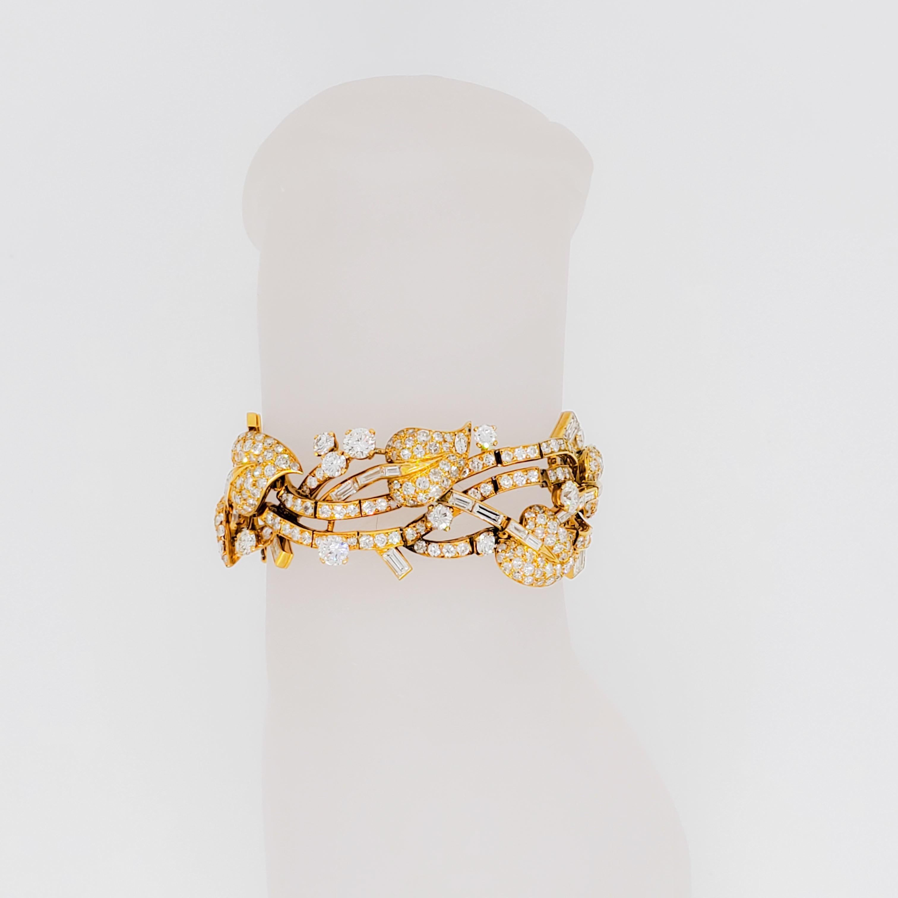 Women's or Men's Estate Diamond and 18k Yellow Gold Cuff Bracelet