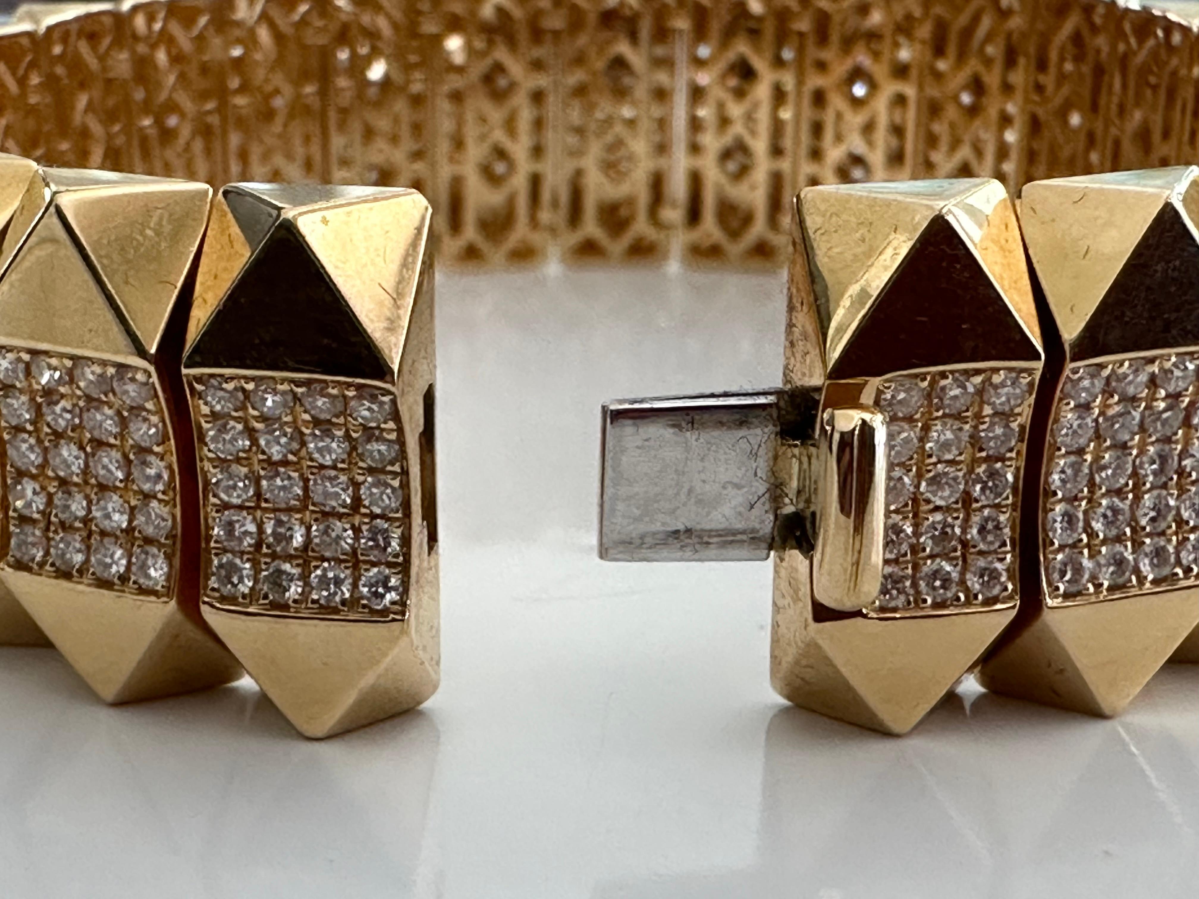 Estate Diamond and Gold Link Bracelet For Sale 2