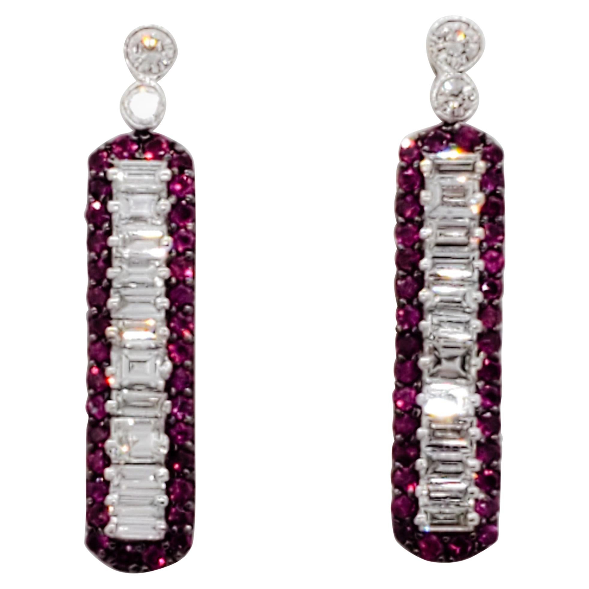  Boucles d'oreilles pendantes en or blanc 18 carats, diamants et rubis