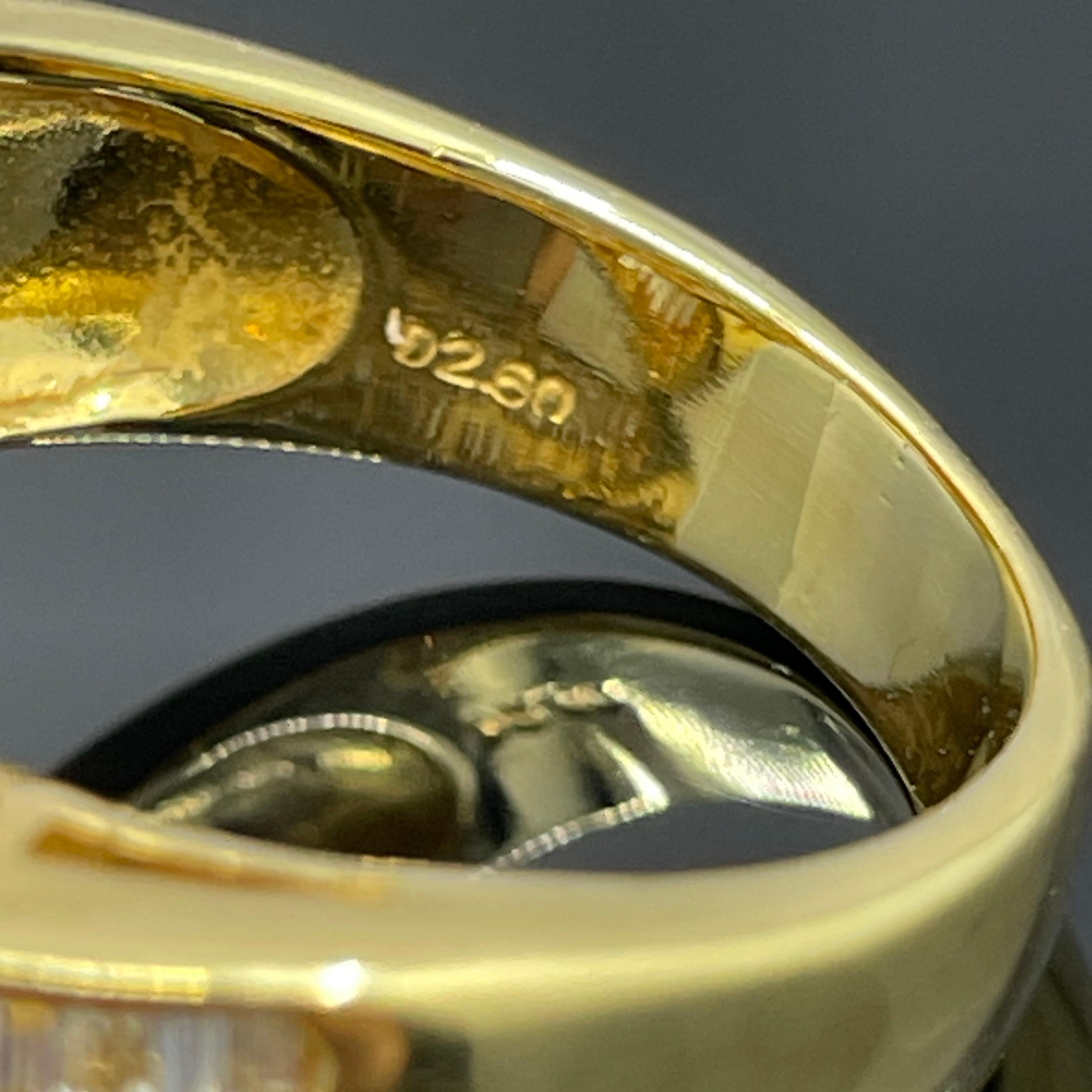 Bague cocktail en or jaune 18k avec diamant baguette Estate 2.60ctw en vente 2