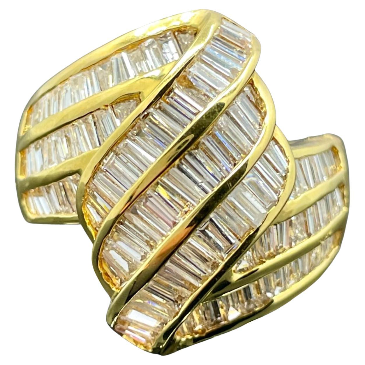 Bague cocktail en or jaune 18k avec diamant baguette Estate 2.60ctw