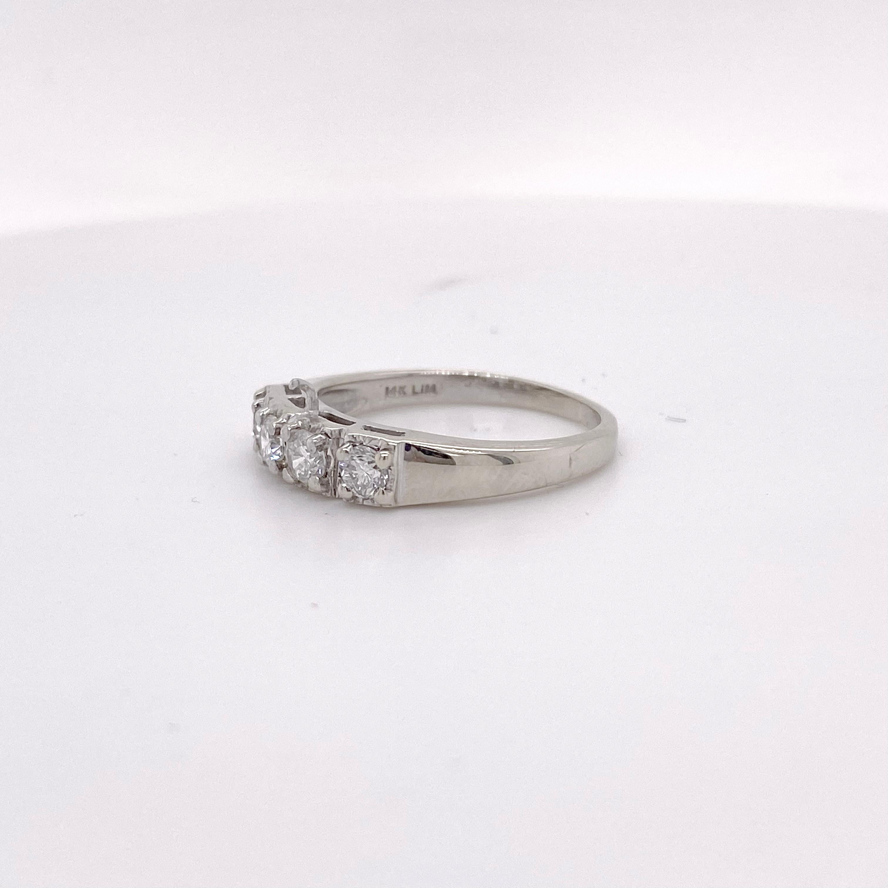 Nachlass Diamantband breiter Ring, Weißgold, Ehering, vier Diamantringe (Retro) im Angebot