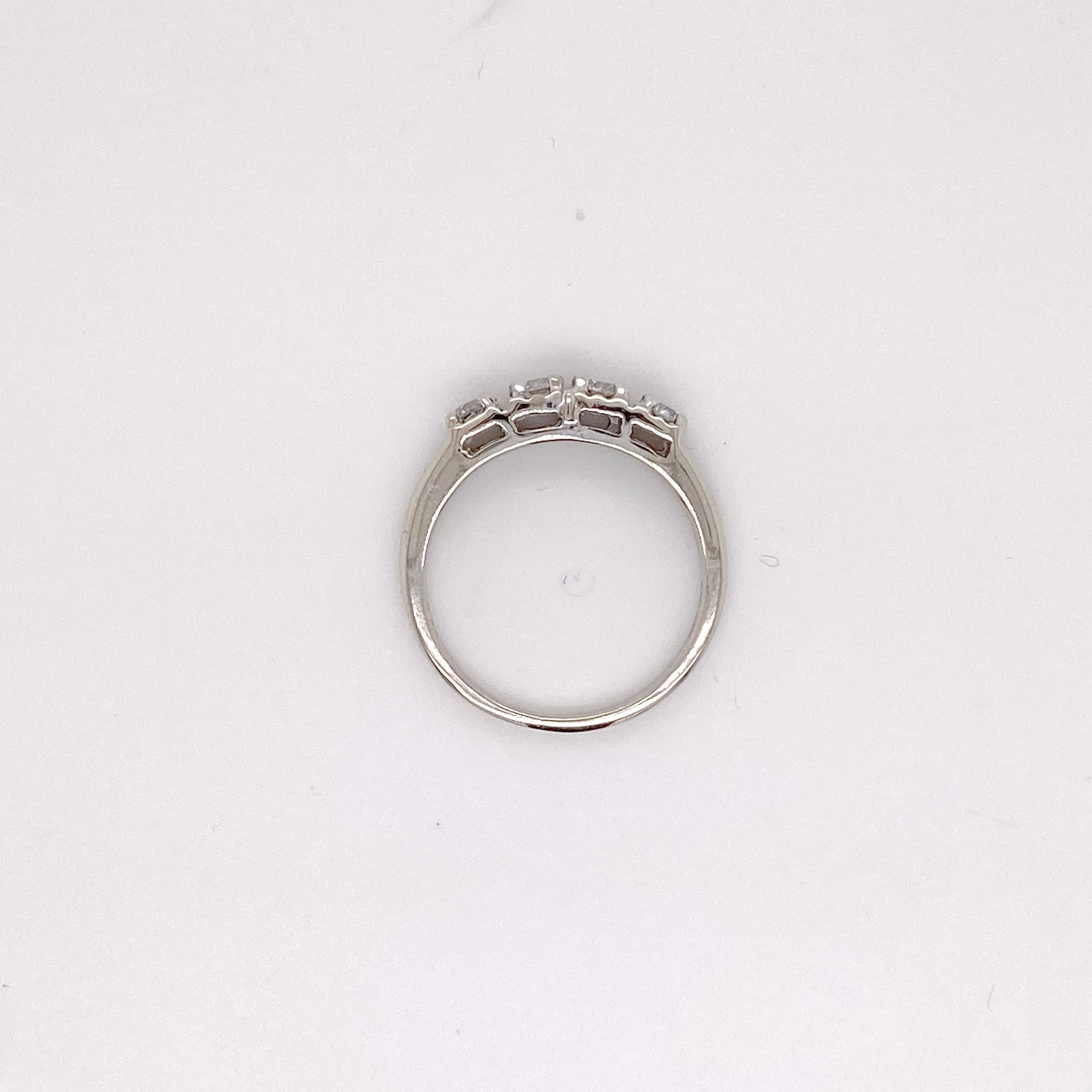 Nachlass Diamantband breiter Ring, Weißgold, Ehering, vier Diamantringe im Zustand „Hervorragend“ im Angebot in Austin, TX