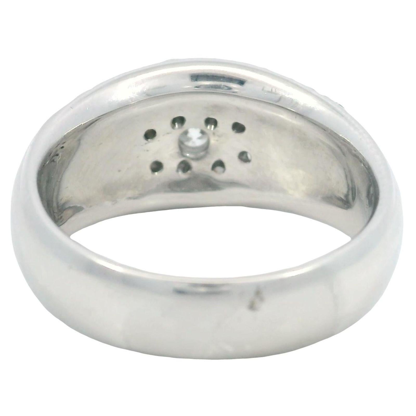 Anello con cluster di diamanti Estate in platino misura 6,5 ~2,23ctw In condizioni ottime in vendita a Fairfield, CT