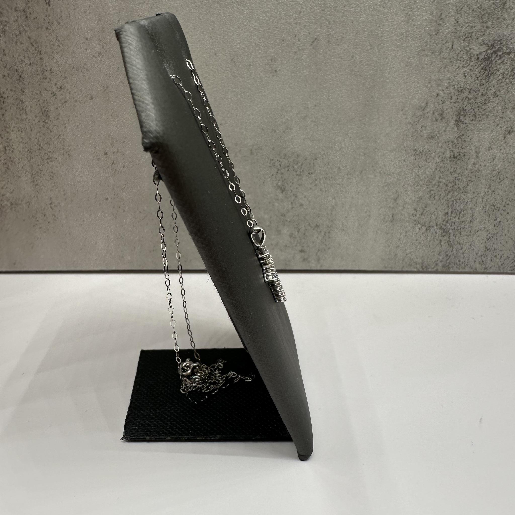 Collar de diamantes en cruz en platino - 0.25ctw GH I1, 18
