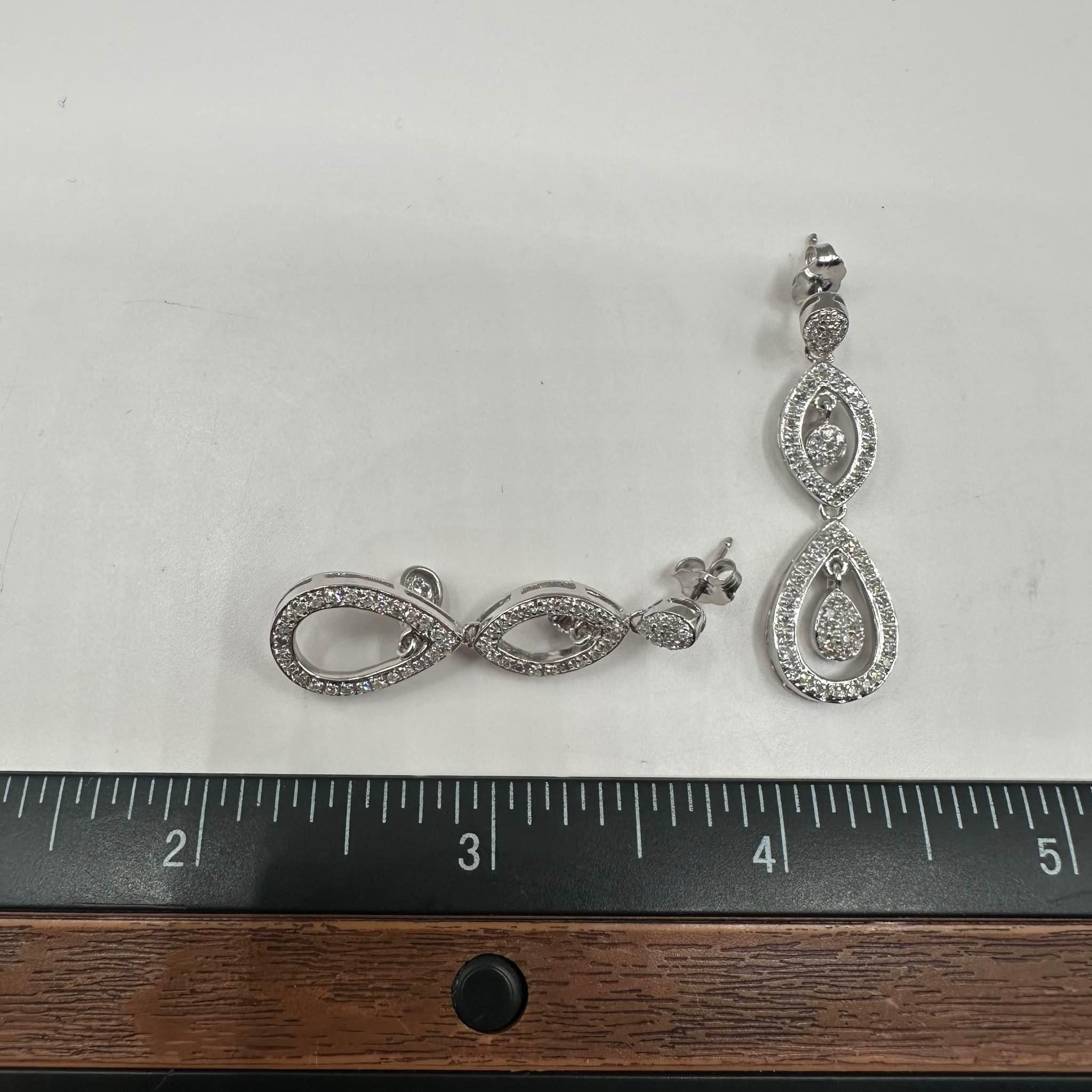 Estate Diamond Drop Earrings in 14kt White Gold - 0.7ctw GH SI-I1 Diamonds, 1.5
