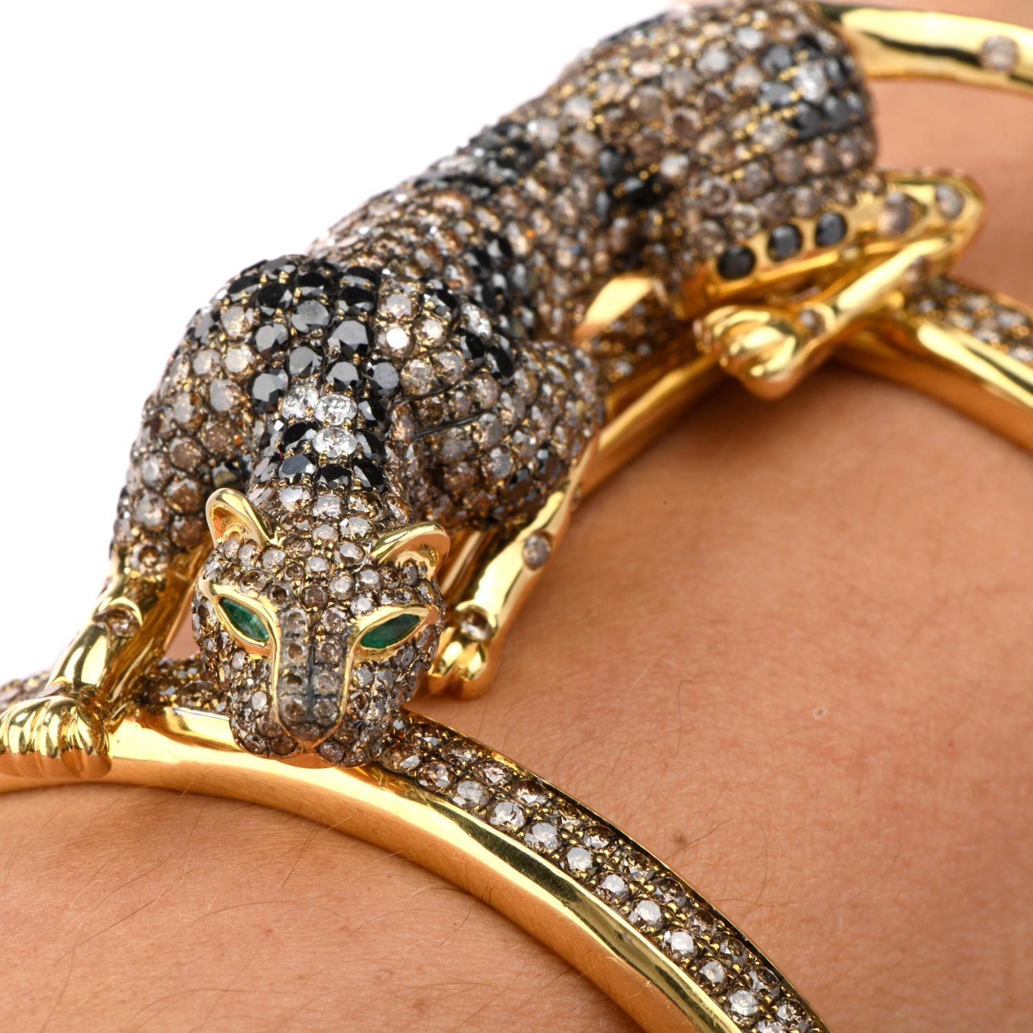 Women's or Men's Estate Diamond Emerald 18 Karat Gold Large Panther Cuff Bangle Bracelet