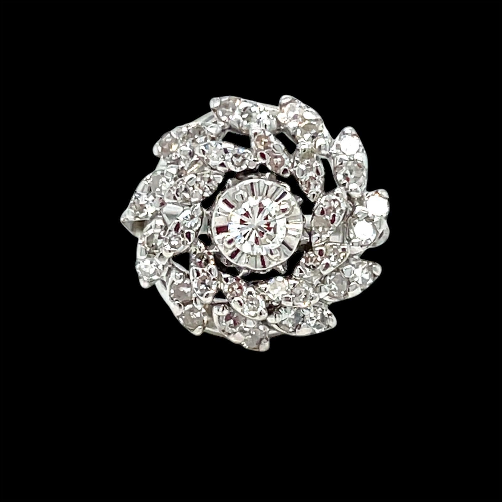 Nachlass Diamant-Gold-Cluster-Ring Damen im Angebot