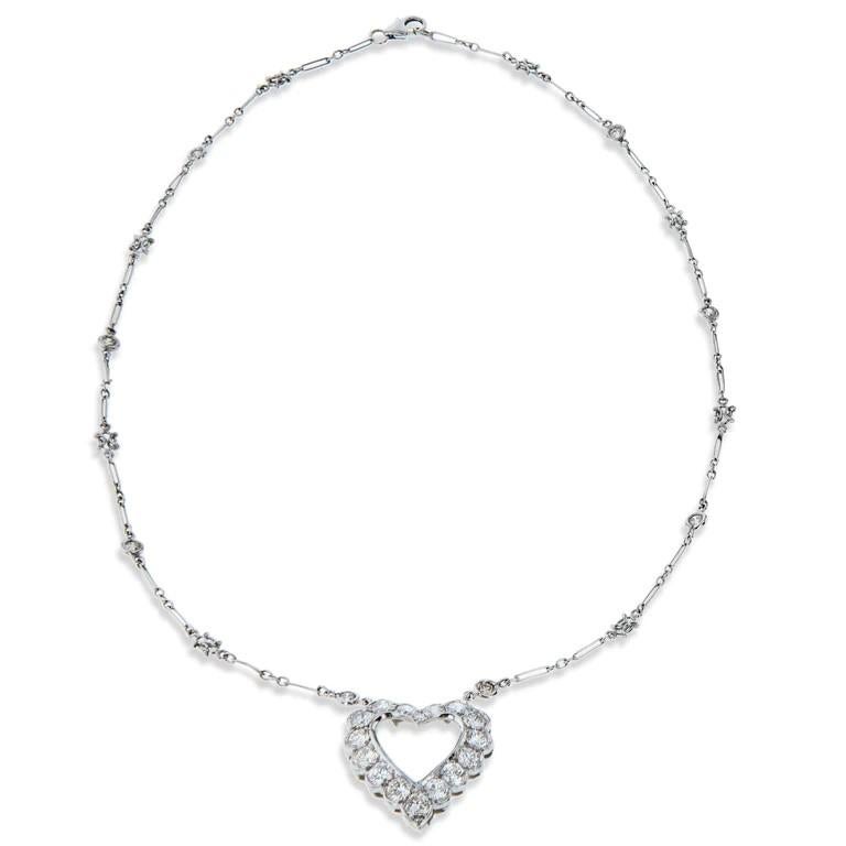 Round Cut Estate Diamond Heart Pendant Necklace White Gold Platinum For Sale