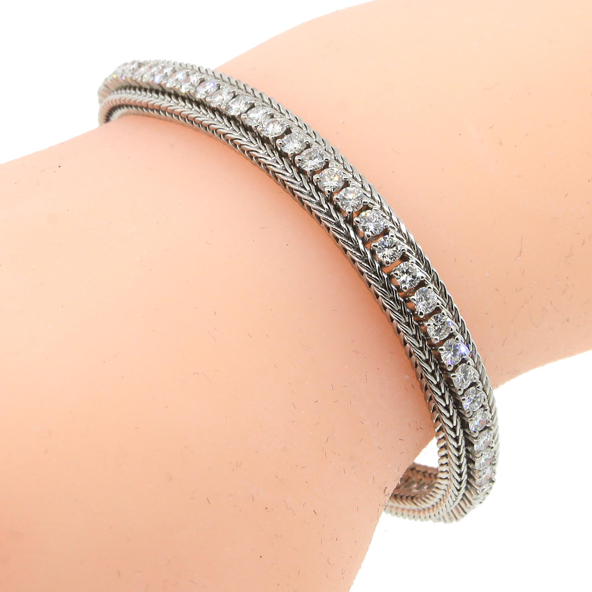 Estate Diamond Line Bracelet For Sale at 1stDibs