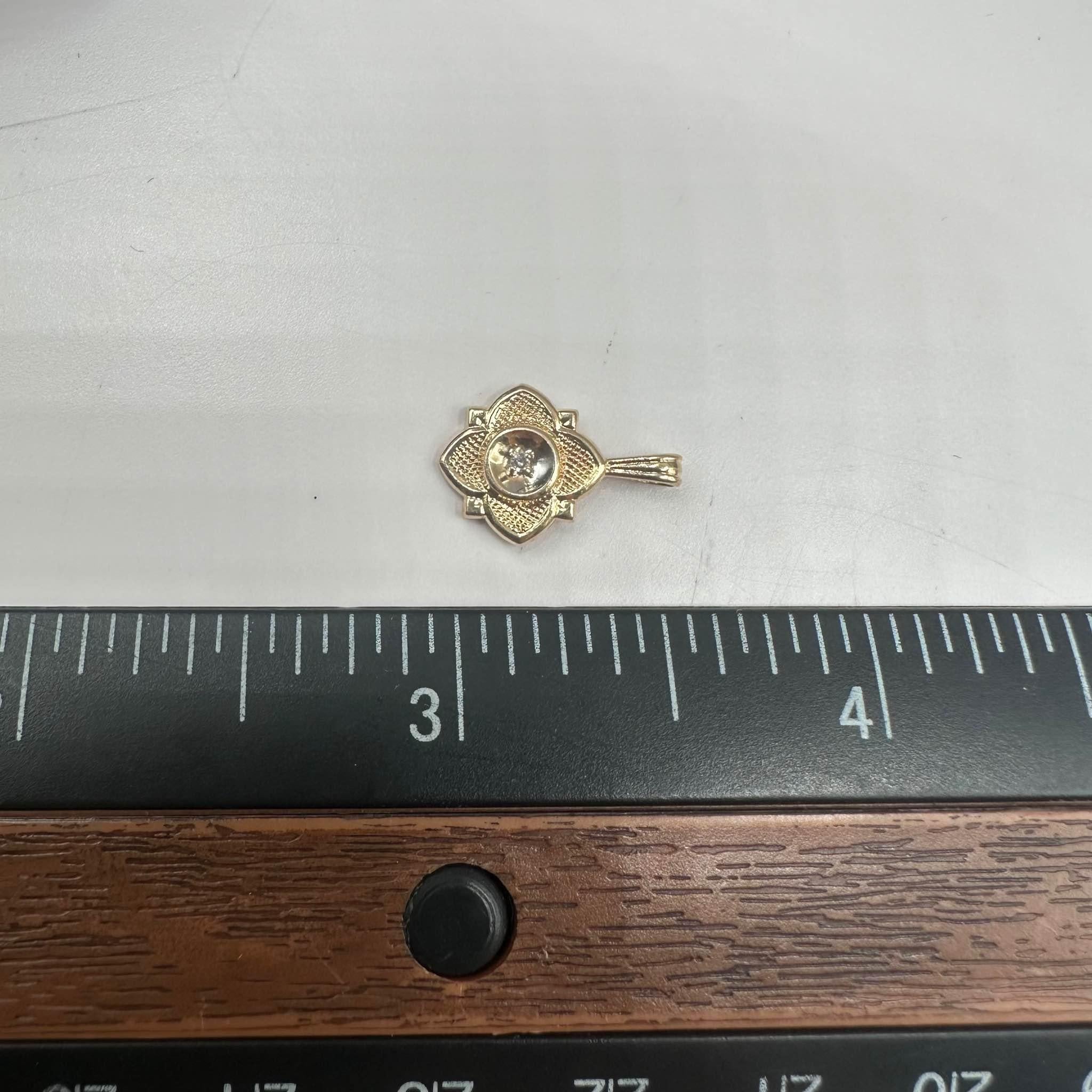 Femenino o masculino Colgante de Diamante Estate en Oro Amarillo de 14kt - 0.01ct HI VS Diamante