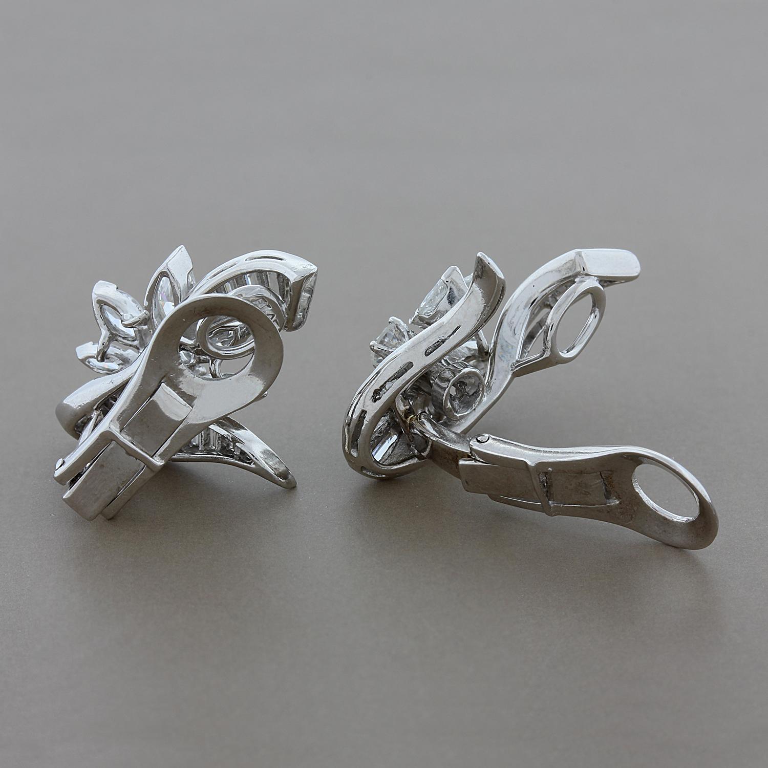 Women's Estate Diamond Platinum Flower Cluster Earring