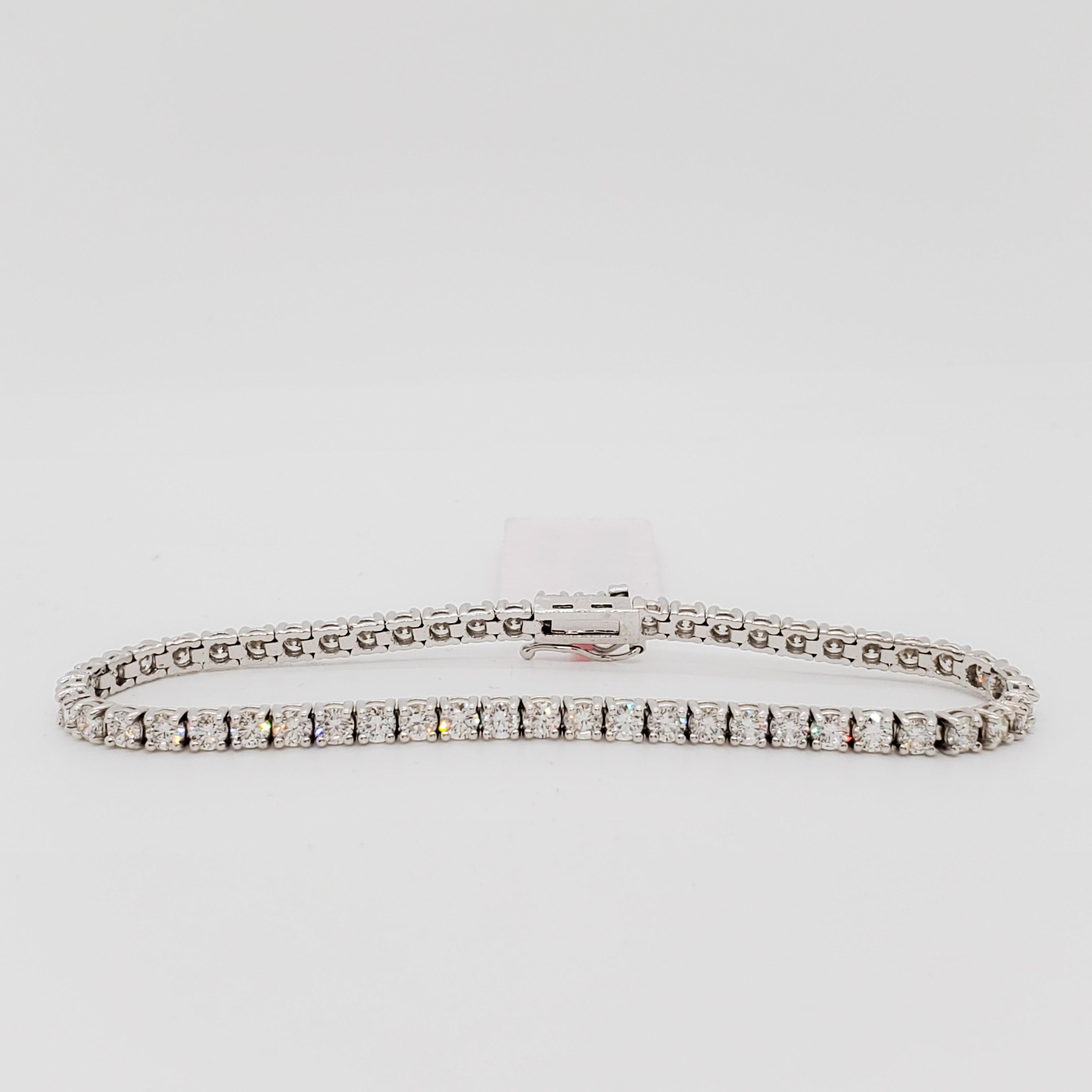 Round Cut Estate Diamond Round Tennis Bracelet