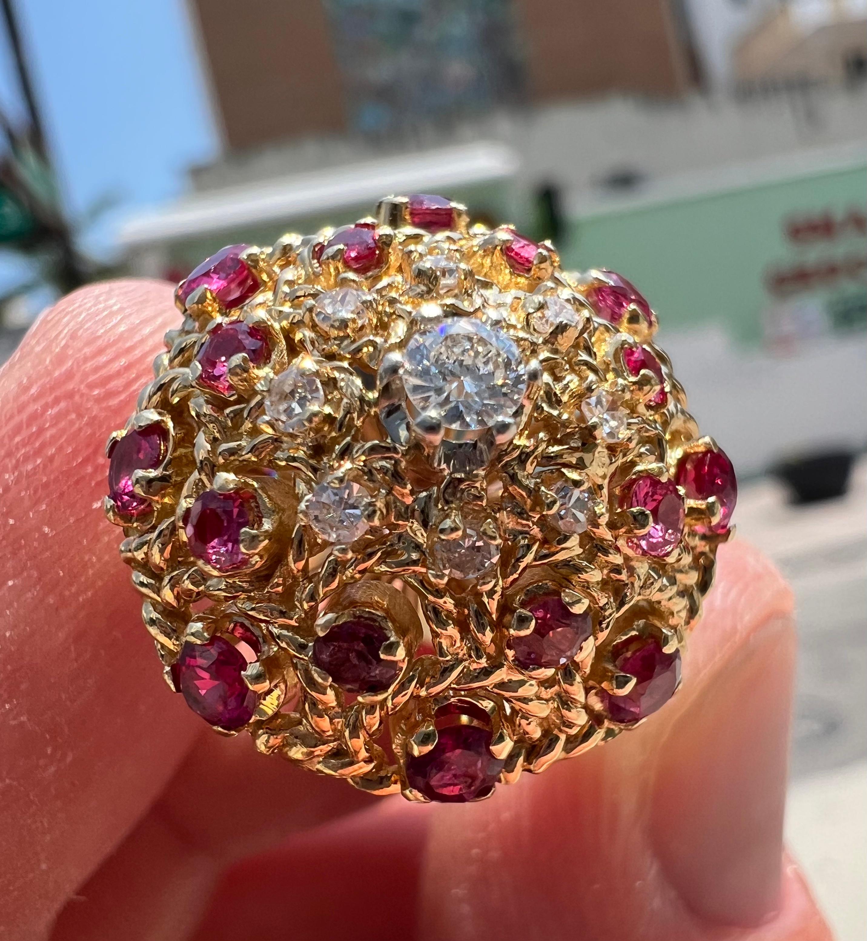 Estate Diamond & Ruby Gemstone Bombe Ring 18k Yellow Gold In Good Condition For Sale In MIAMI, FL
