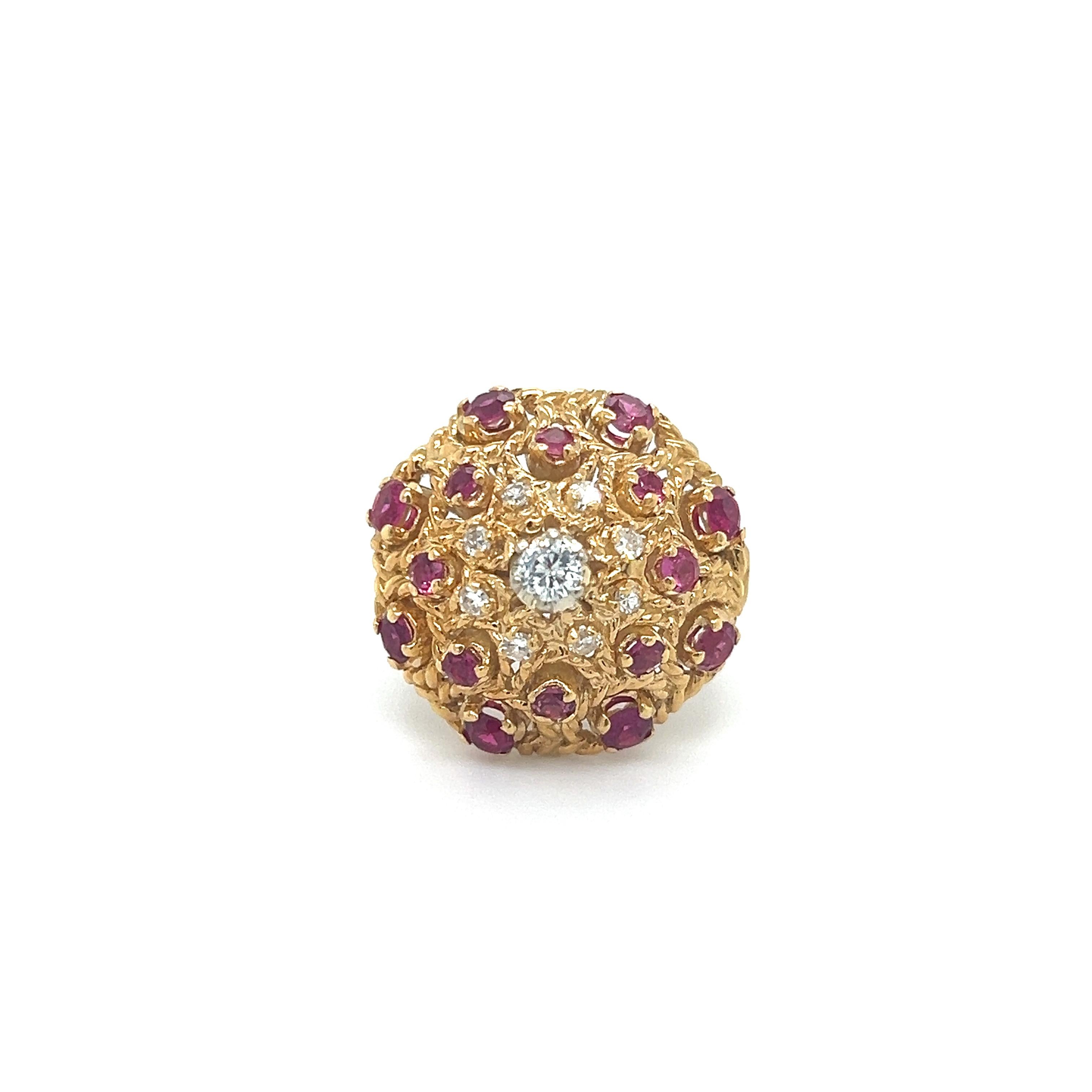 Estate Diamond & Ruby Gemstone Bombe Ring 18k Yellow Gold For Sale 1