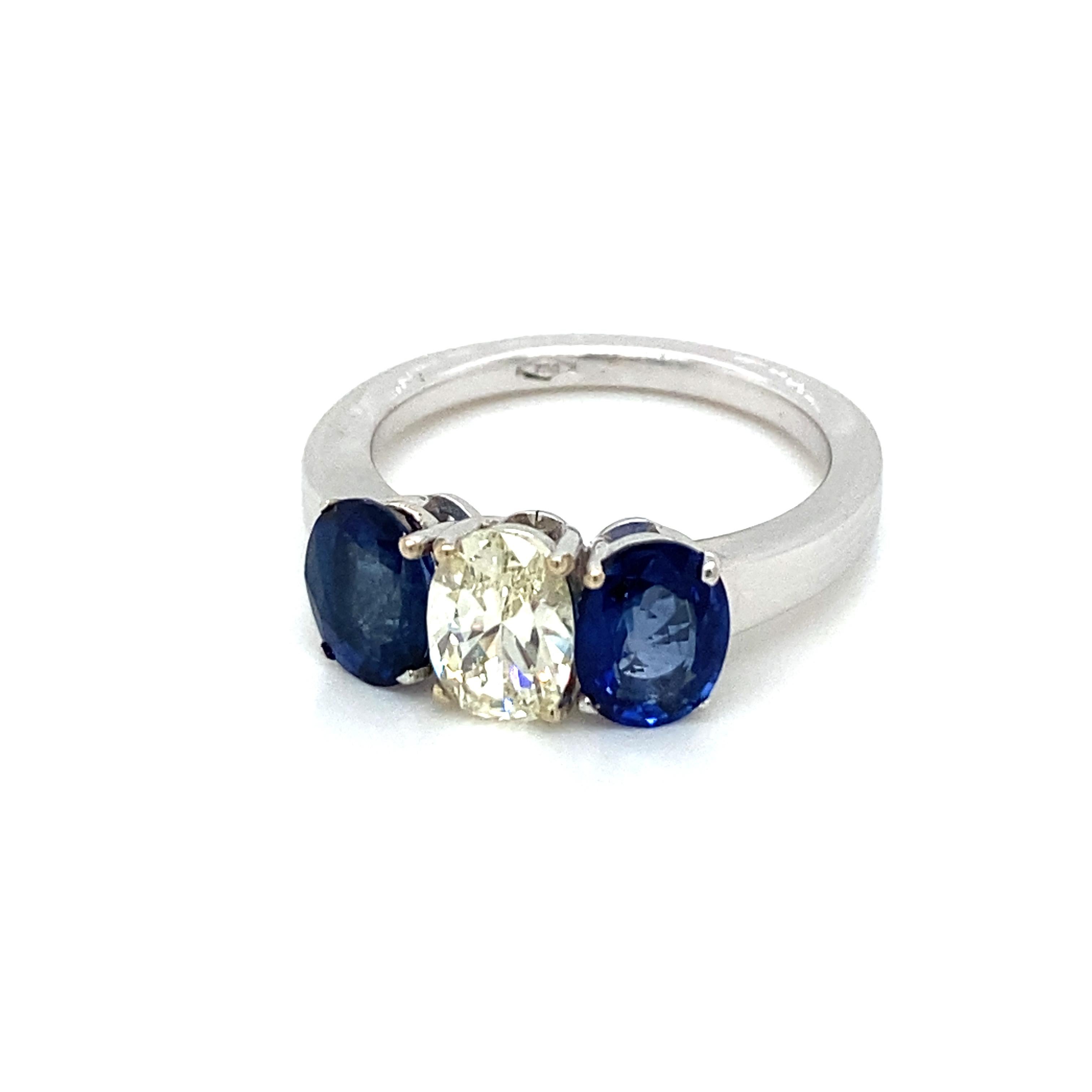 Mixed Cut Estate Diamond Sapphire Gold Ring For Sale