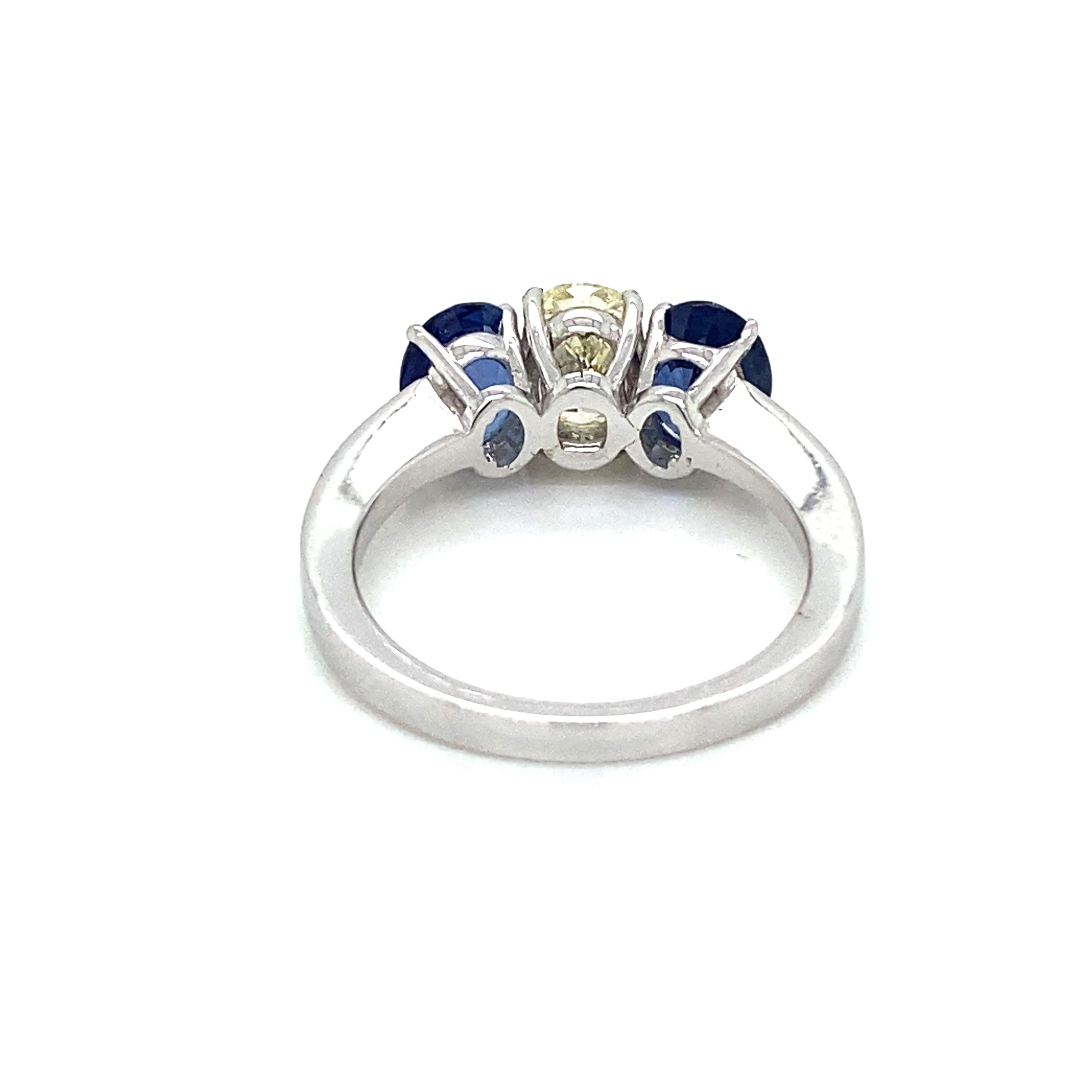 Estate Diamond Sapphire Gold Ring For Sale 3