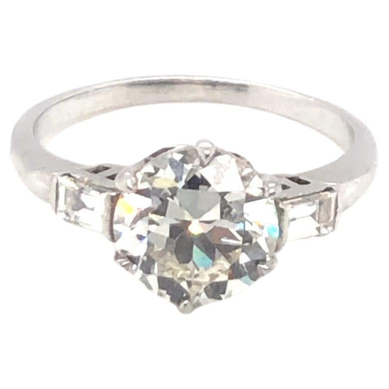 Estate Diamond & Side Diamonds Platinum Ring For Sale