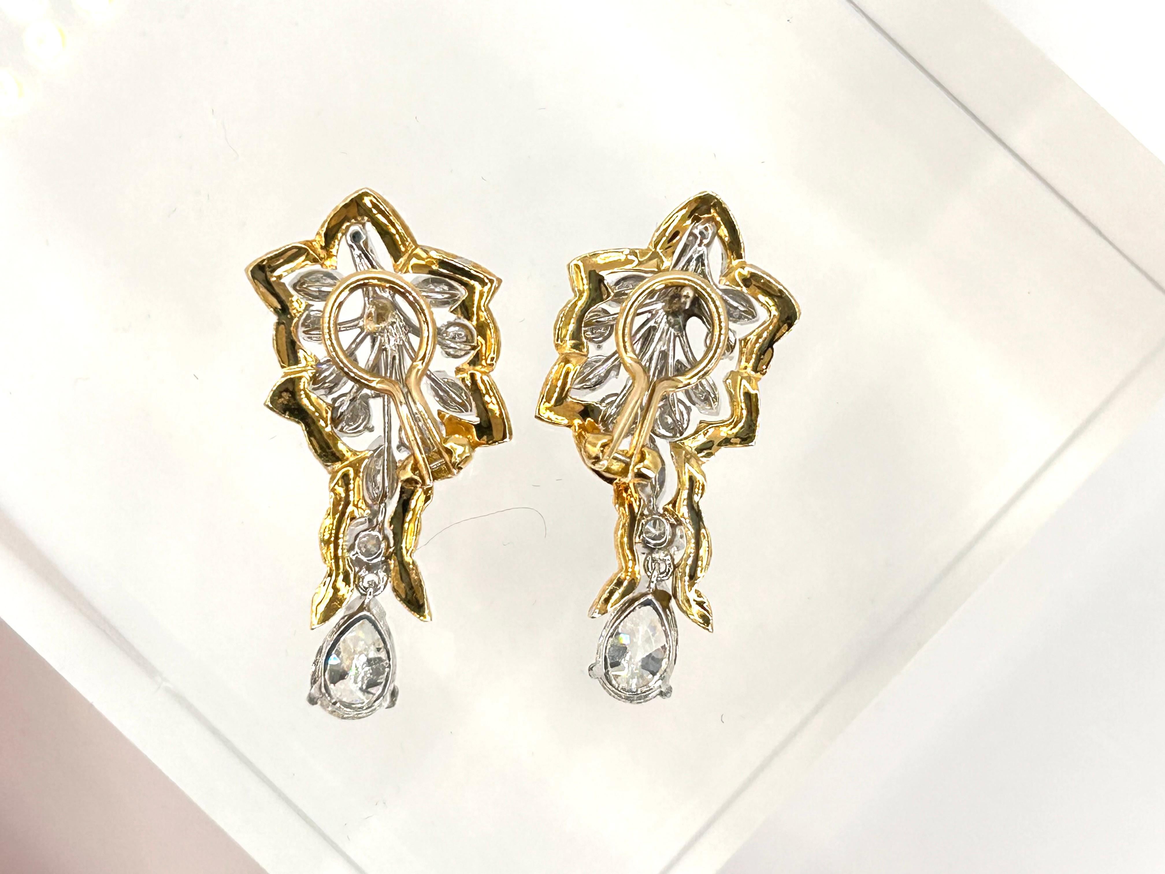 Pear Cut Estate Earrings with 3.52 Carat Diamonds 18 Karat Yellow Gold / Platinum For Sale