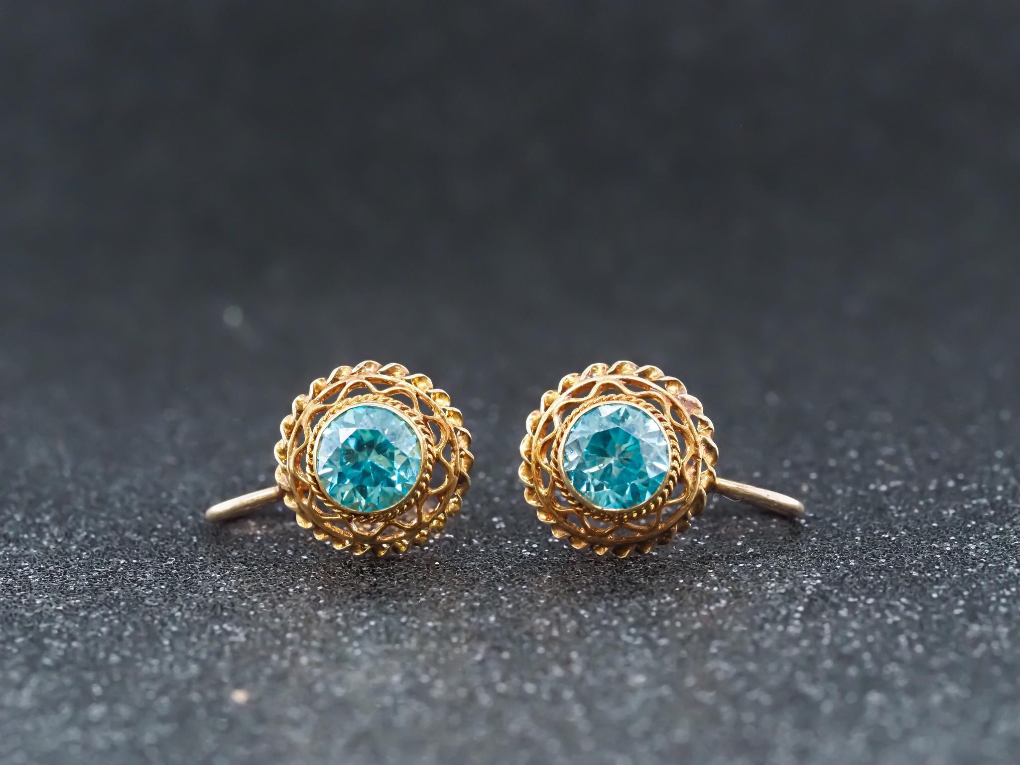 Estate Edwardian 14K Gelbgold Blau Zirkon Ohrringe - VHK#635a im Angebot