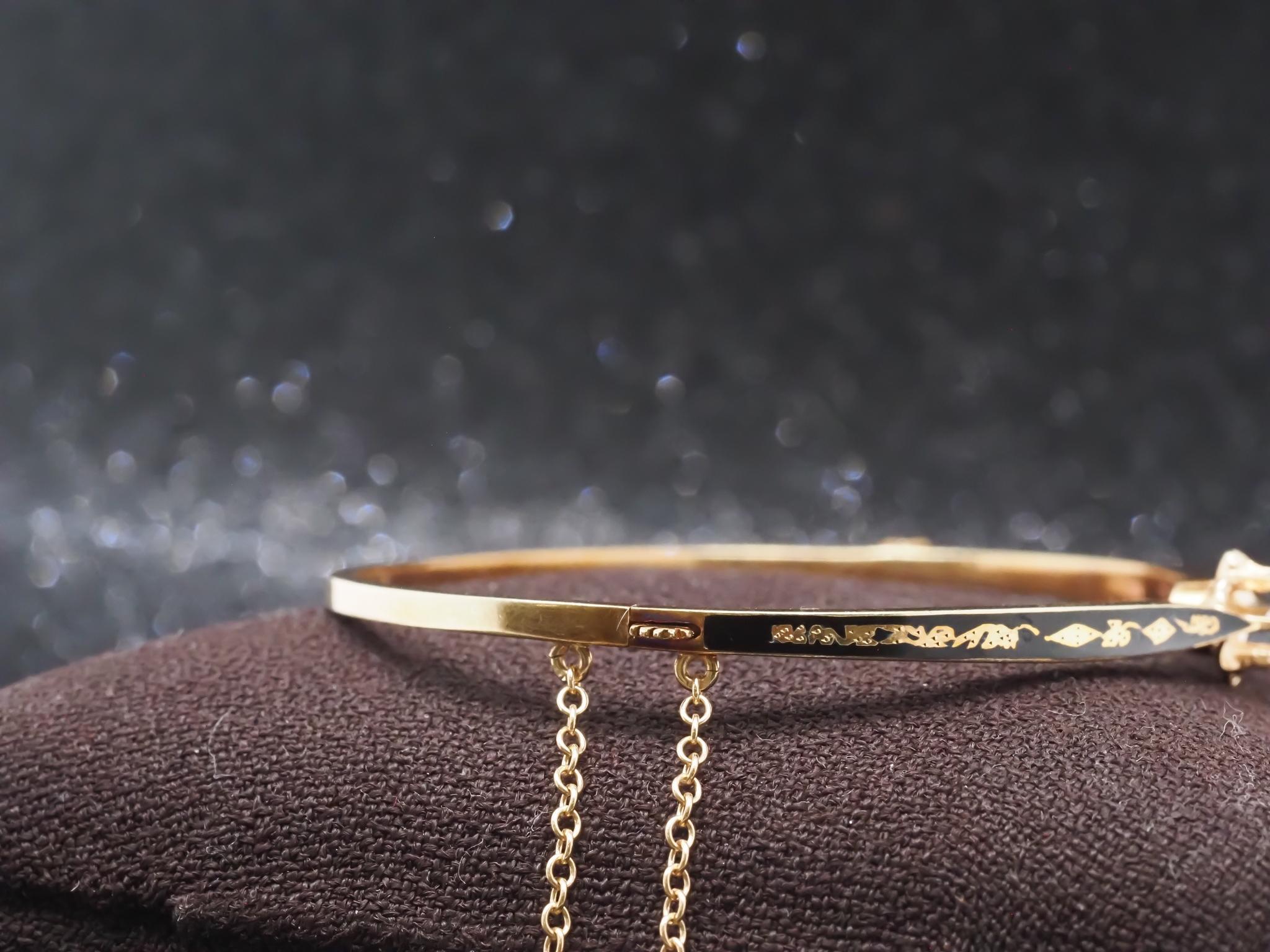 Bracelet jonc édouardien de succession en or jaune 14 carats, diamant européen ancien et émail - VHK n°73 Bon état - En vente à Hicksville, NY