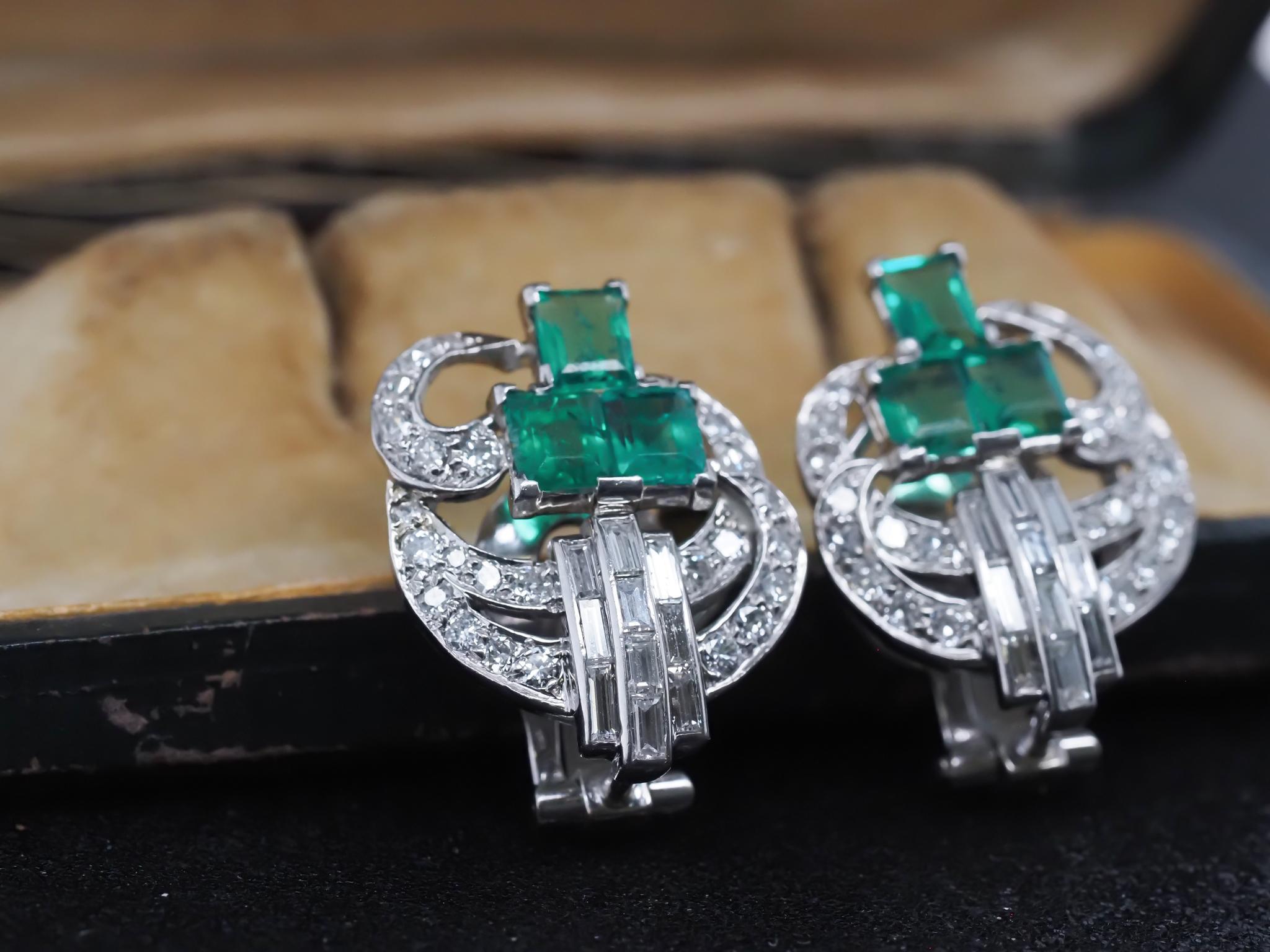 Estate Emerald and Diamond 1940s Earrings in Platinum For Sale 4