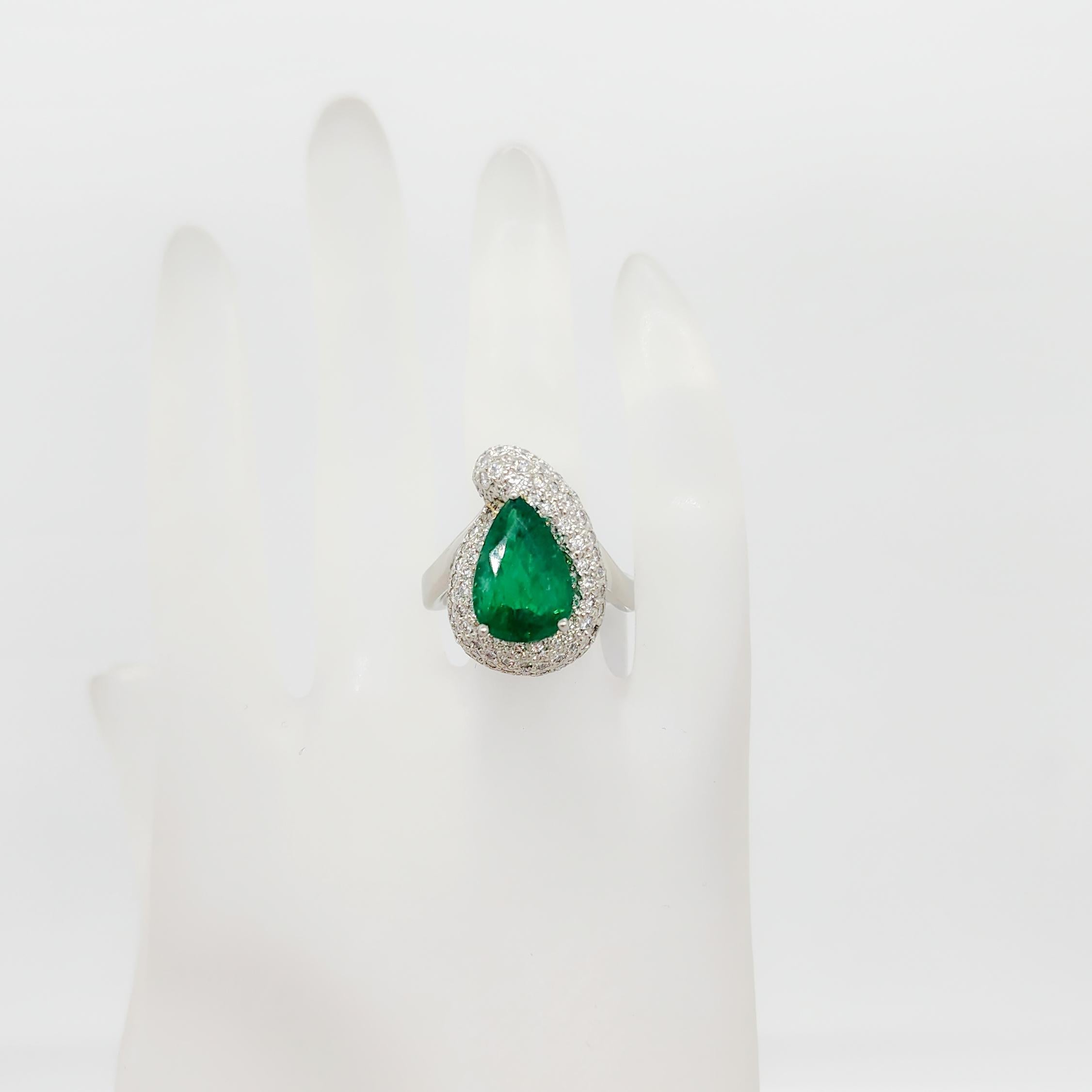 Emerald and Diamond Cocktail Ring in Platinum For Sale 1
