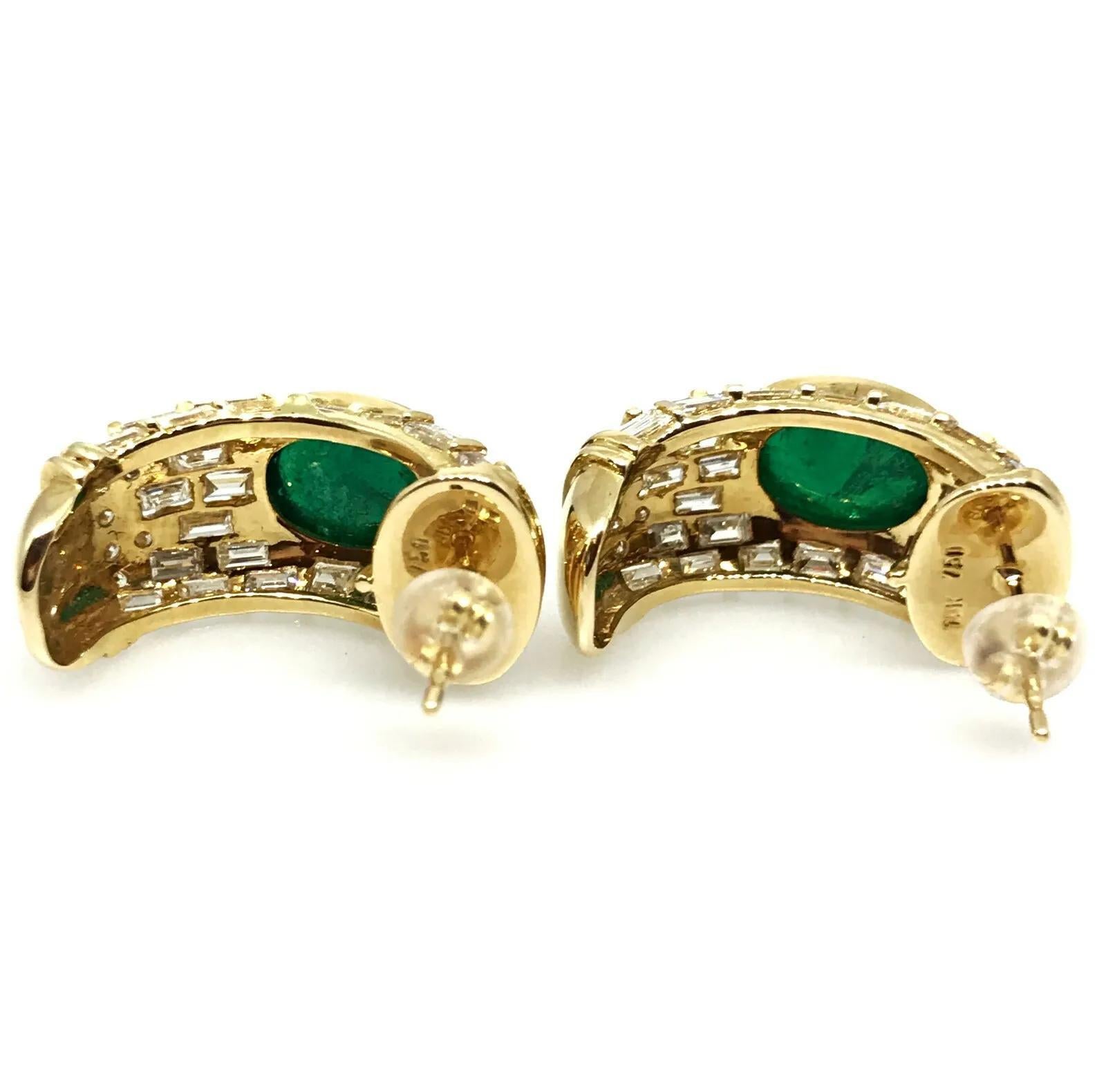 Estate Emerald and Diamond Half Hoop Earrings in 18k Yellow Gold In Good Condition For Sale In La Jolla, CA