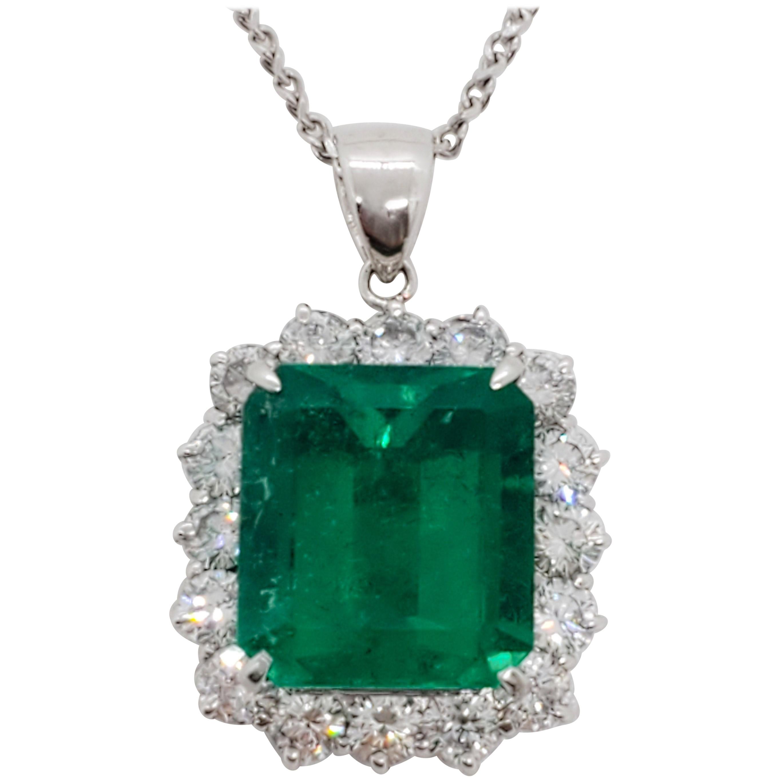 Estate Emerald and White Diamond Pendant Necklace in Platinum