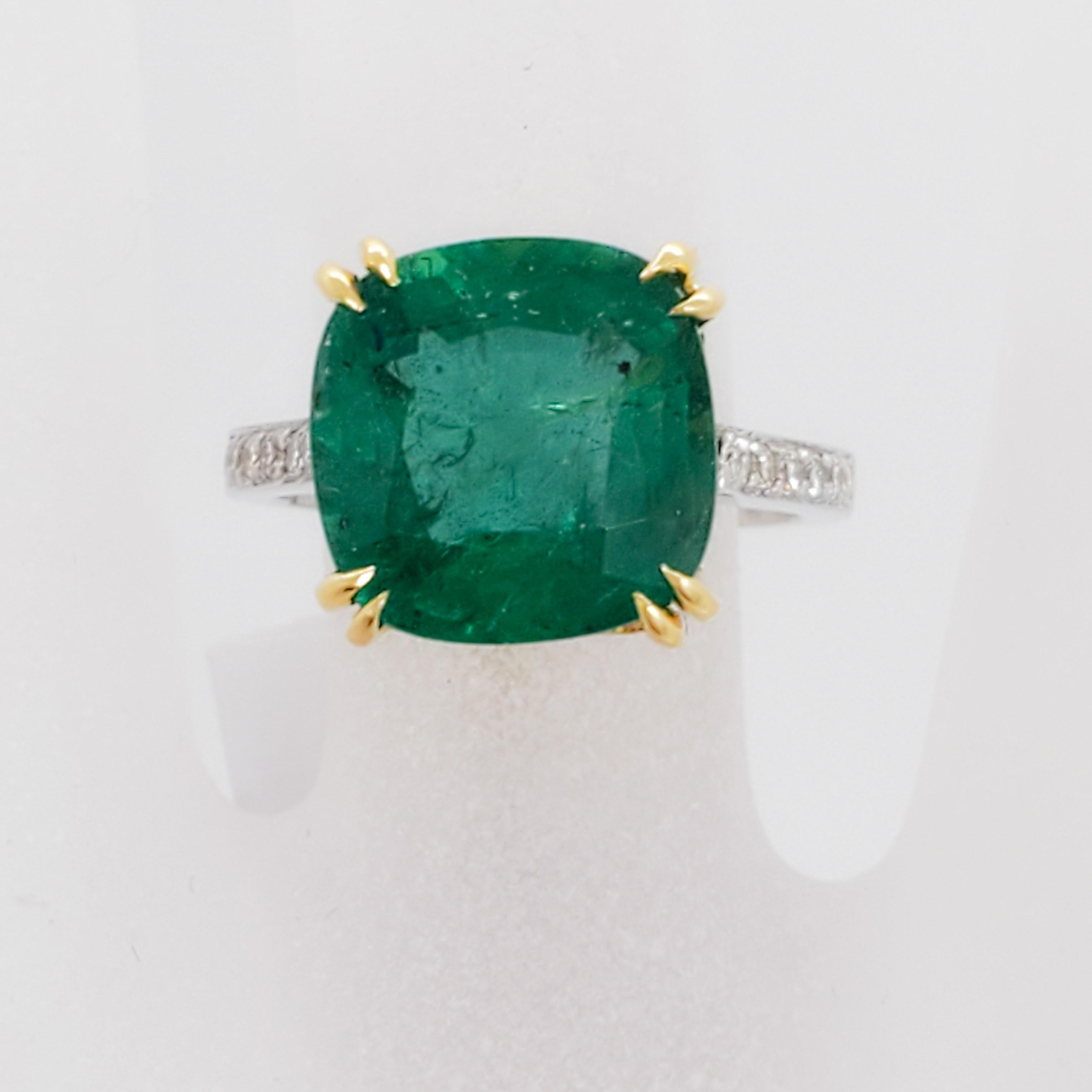 Estate Emerald Cushion and White Diamond Cocktail Ring in 18 Karat Gold In Excellent Condition In Los Angeles, CA