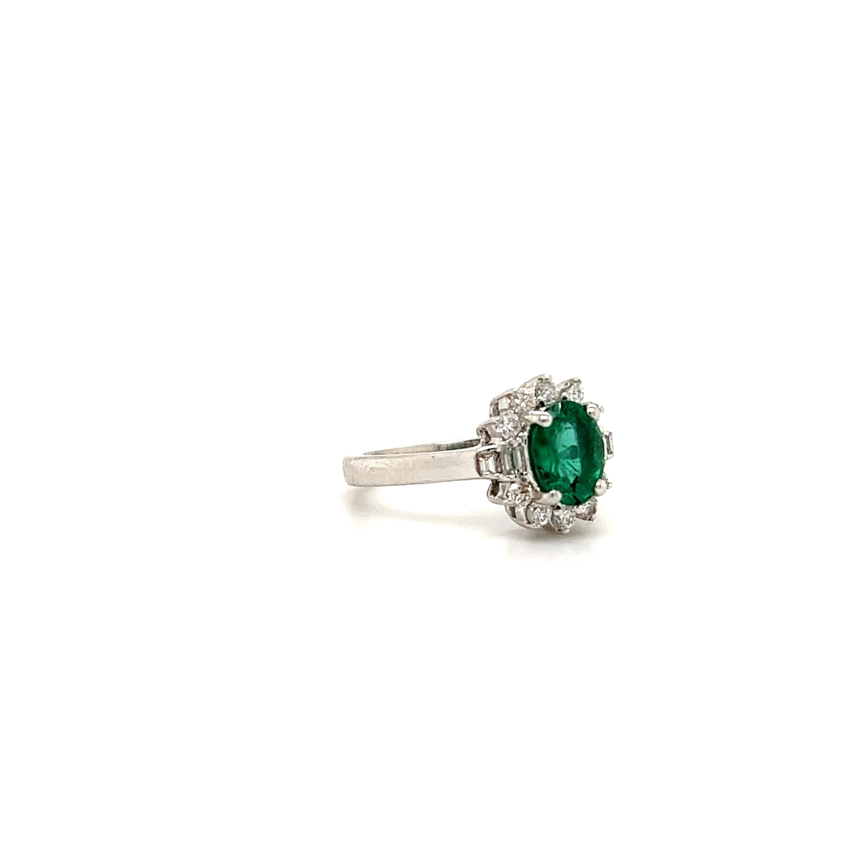 Mixed Cut Estate Emerald & Diamond 14k White Gold Ring For Sale
