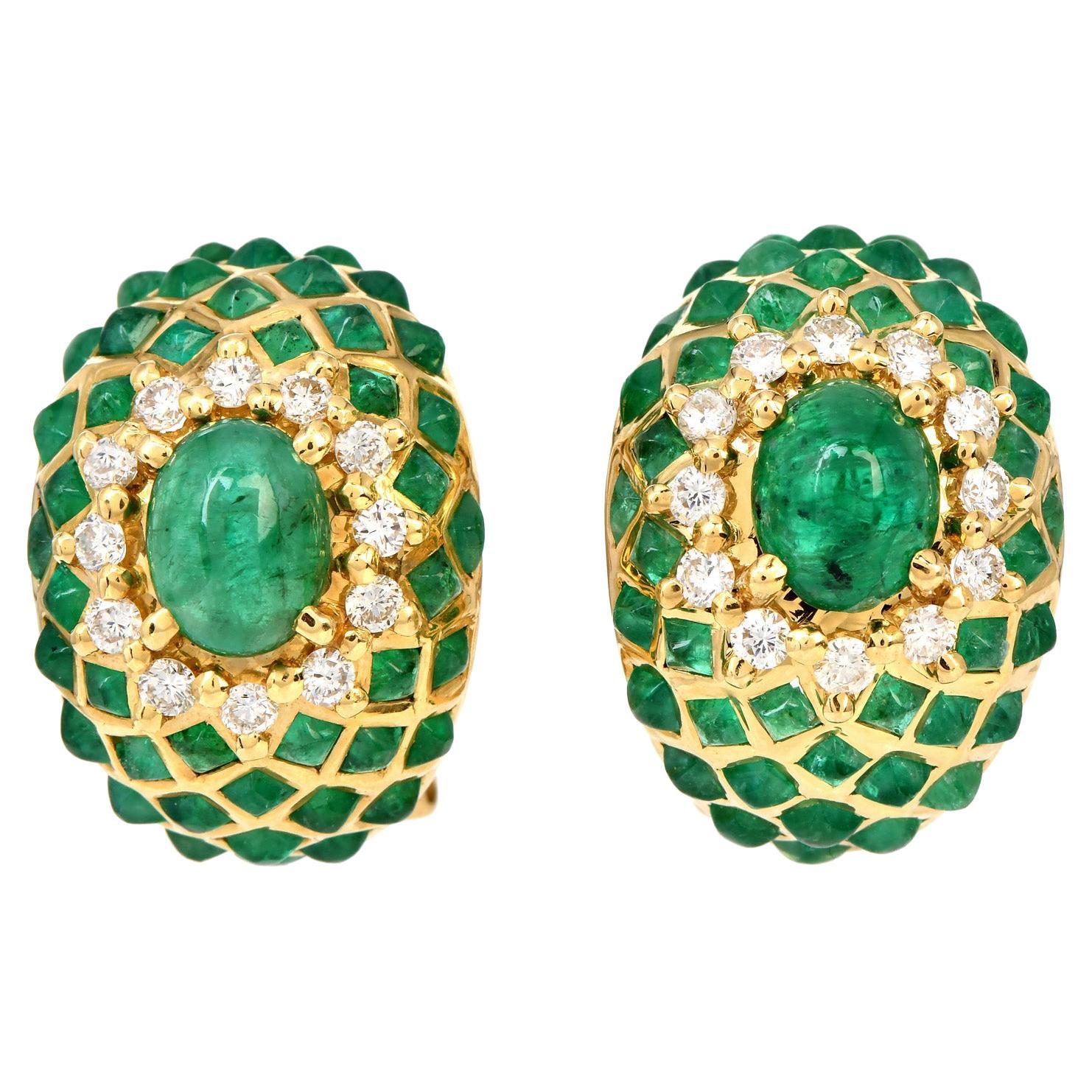 18K Yellow Gold Emerald and Diamond Clip On Earrings For Sale at 1stDibs