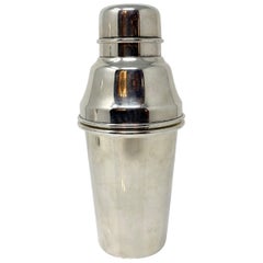 Estate English Art Deco Silver-Plated Cocktail Shaker, circa 1930-1940 Antique Estate English Art Deco Silver-Plated Cocktail Shaker, circa 1930-1940
