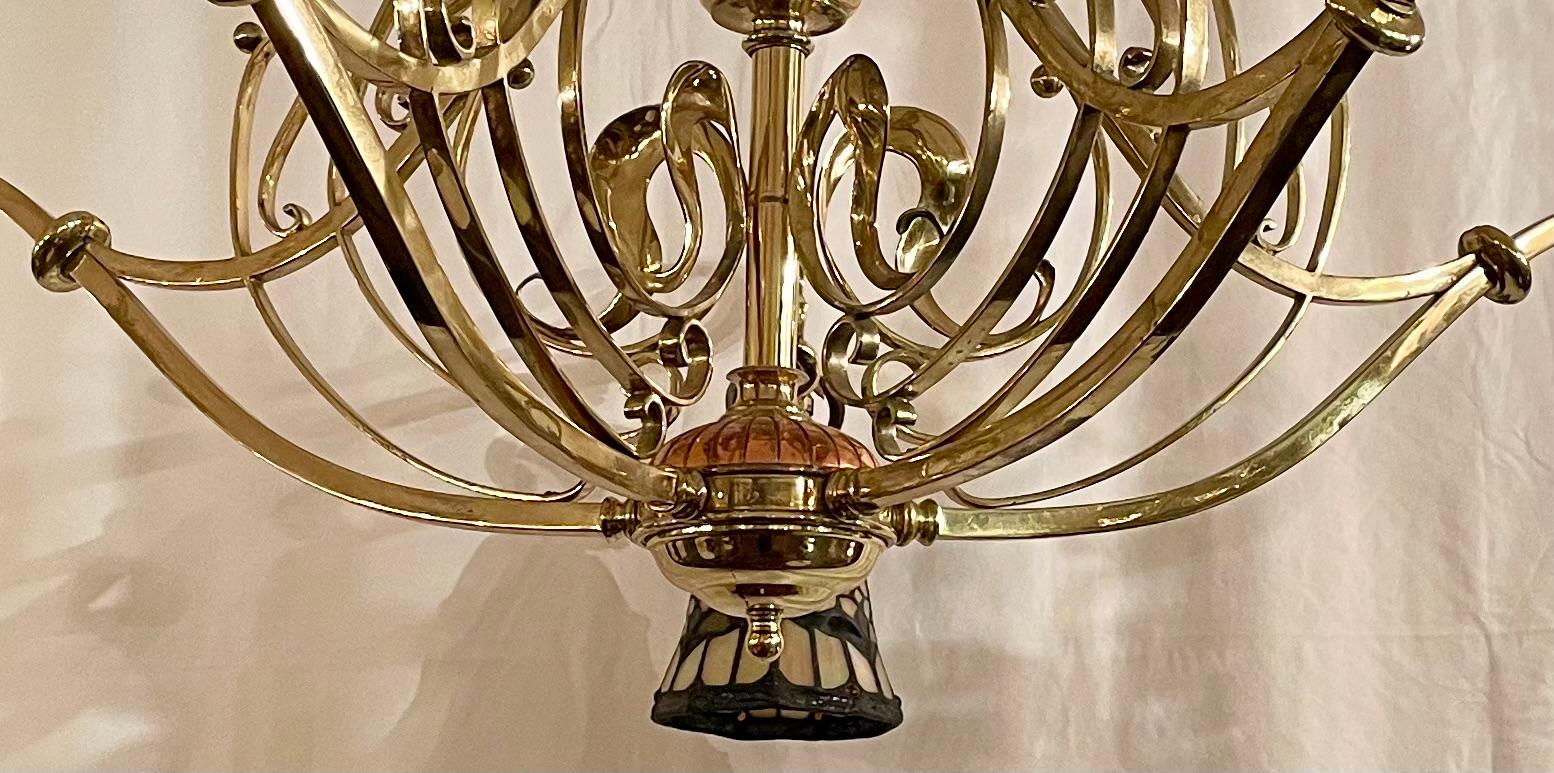 Lámpara de billar inglesa Art Nouveau con vidrieras, cobre y latón, ca. 1950 en Bueno estado para la venta en New Orleans, LA