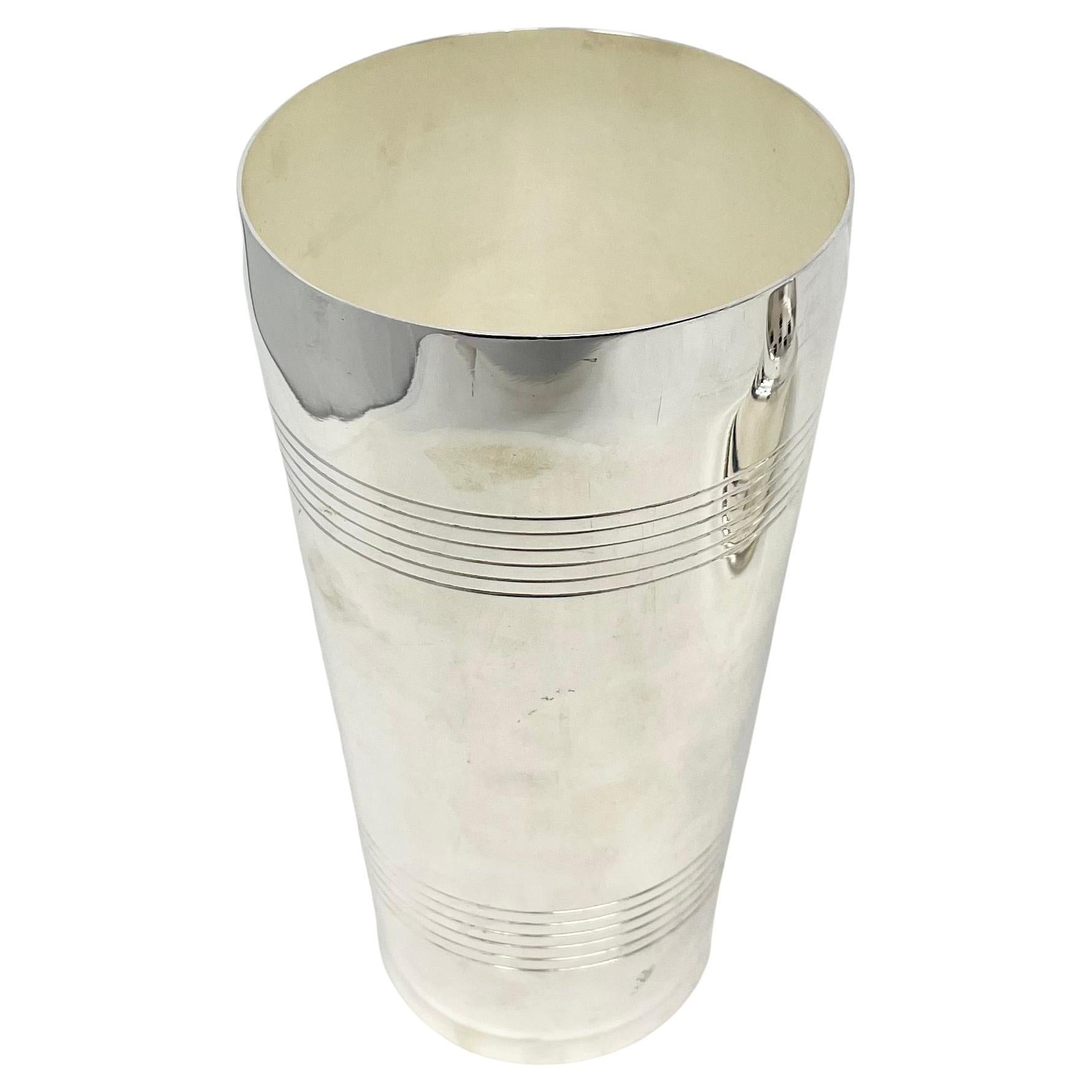 Englischer versilberter Birminghamer Shaker „Gaskell & Chambers“ aus Nachlass, um 1930. (Versilberung) im Angebot