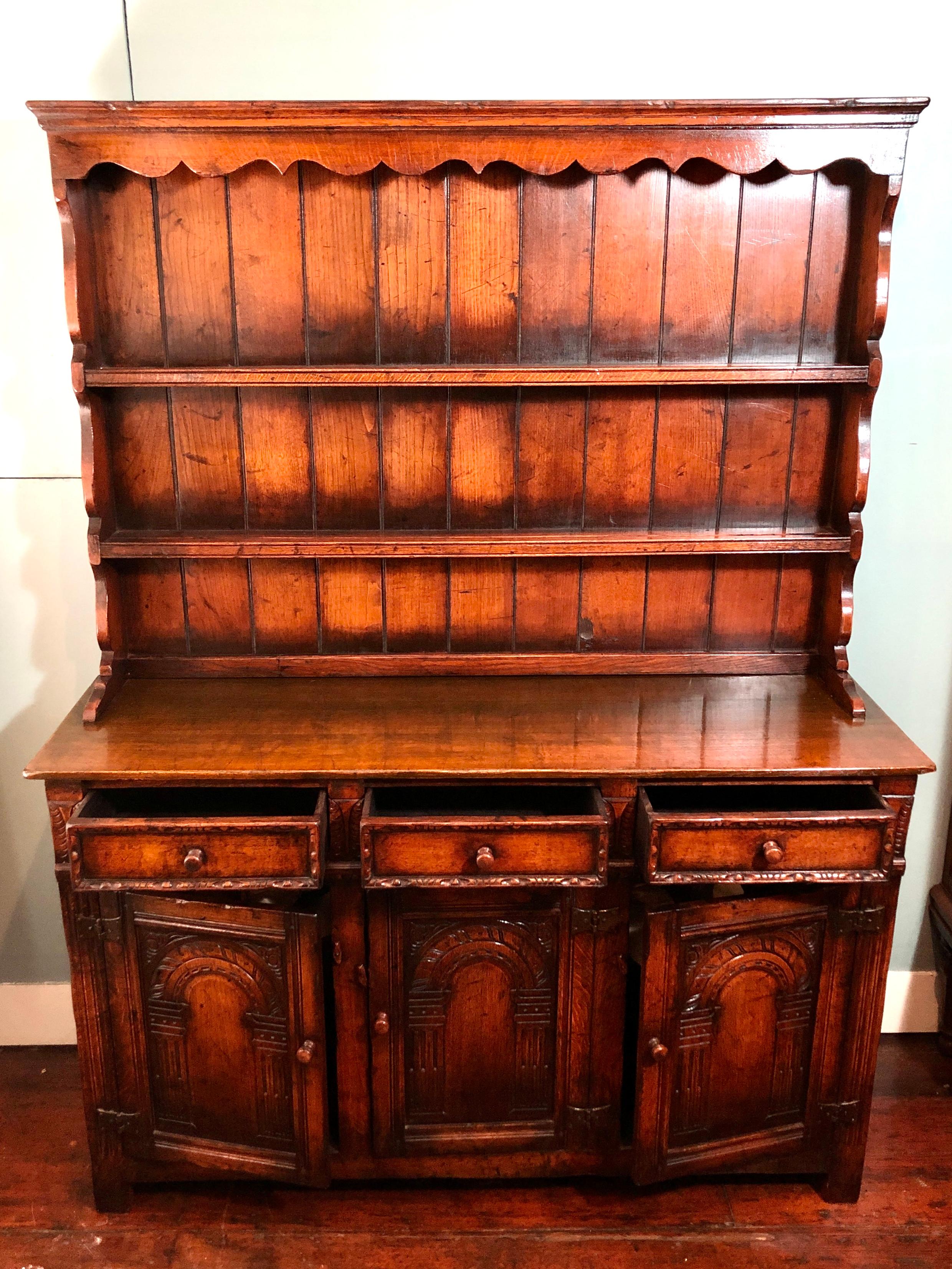 welch dresser