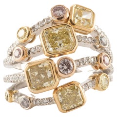 Bague harem de succession en diamants jaunes fantaisie, roses fantaisie, bleus fantaisie et blancs