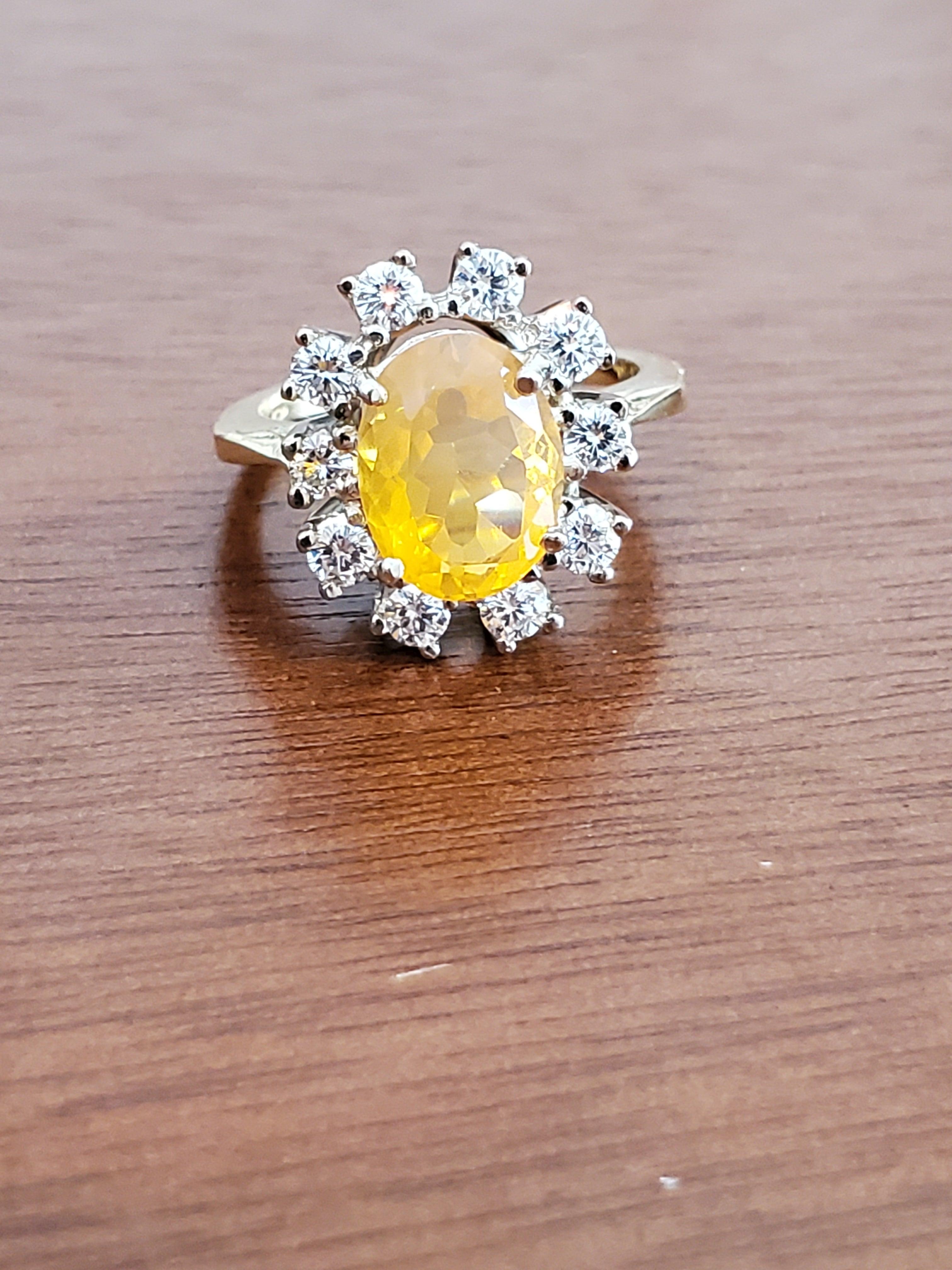 Modern Estate Fire Opal Oval Stone Diamond Halo Colorless VS Diamonds 18k yellow gold For Sale