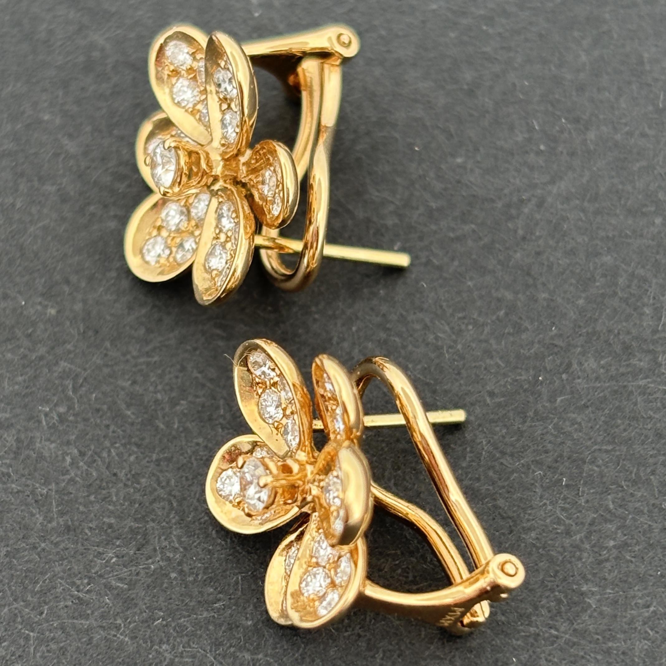 Estate Flower 18k Gelbgold & Diamant-Ohrringe 1,00ctw (Rundschliff) im Angebot