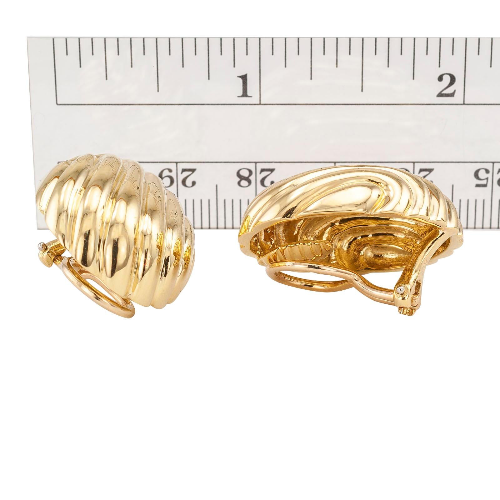 clip gold earrings